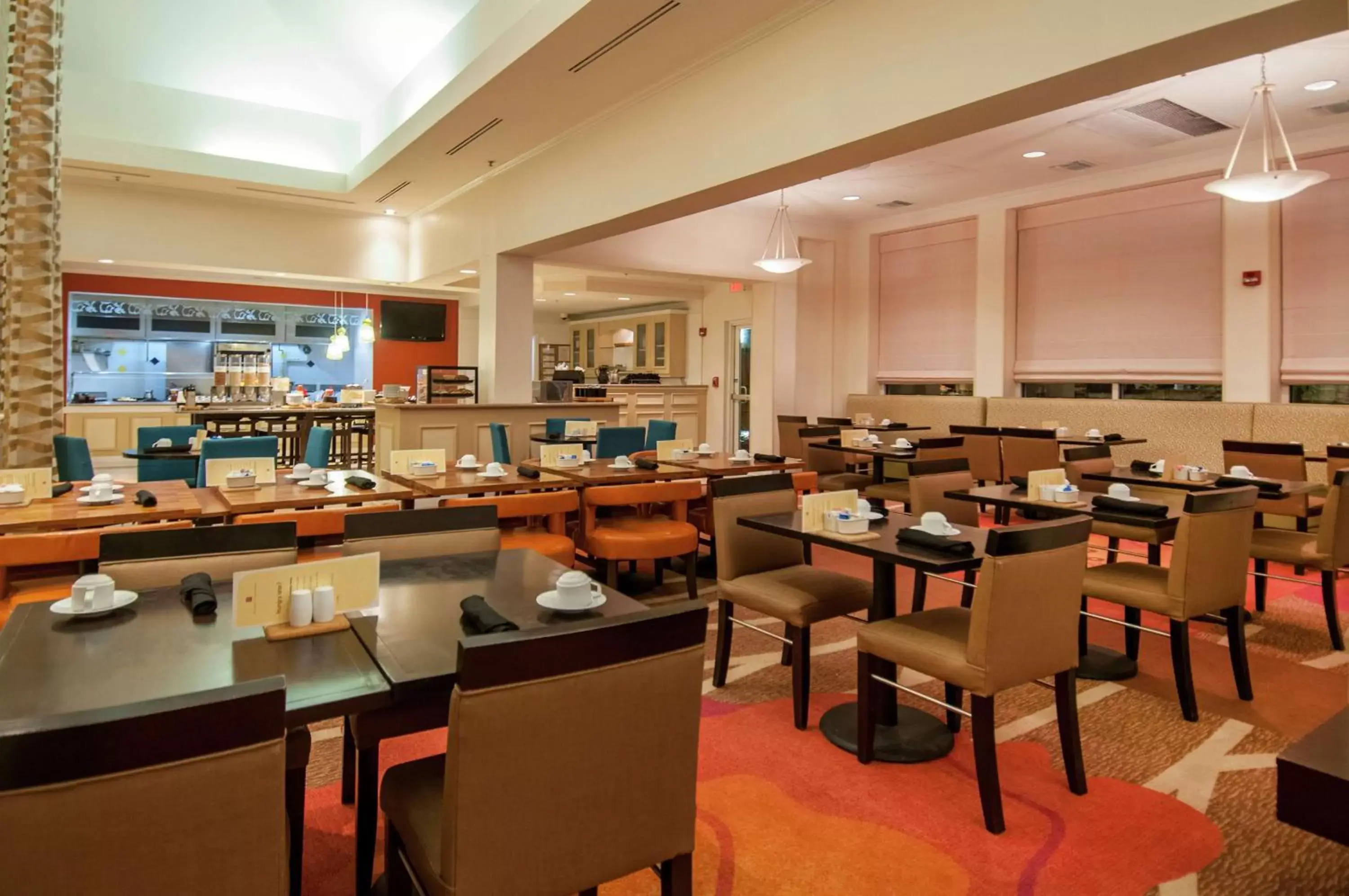 Dining area, Restaurant/Places to Eat in Hilton Garden Inn New Orleans Airport