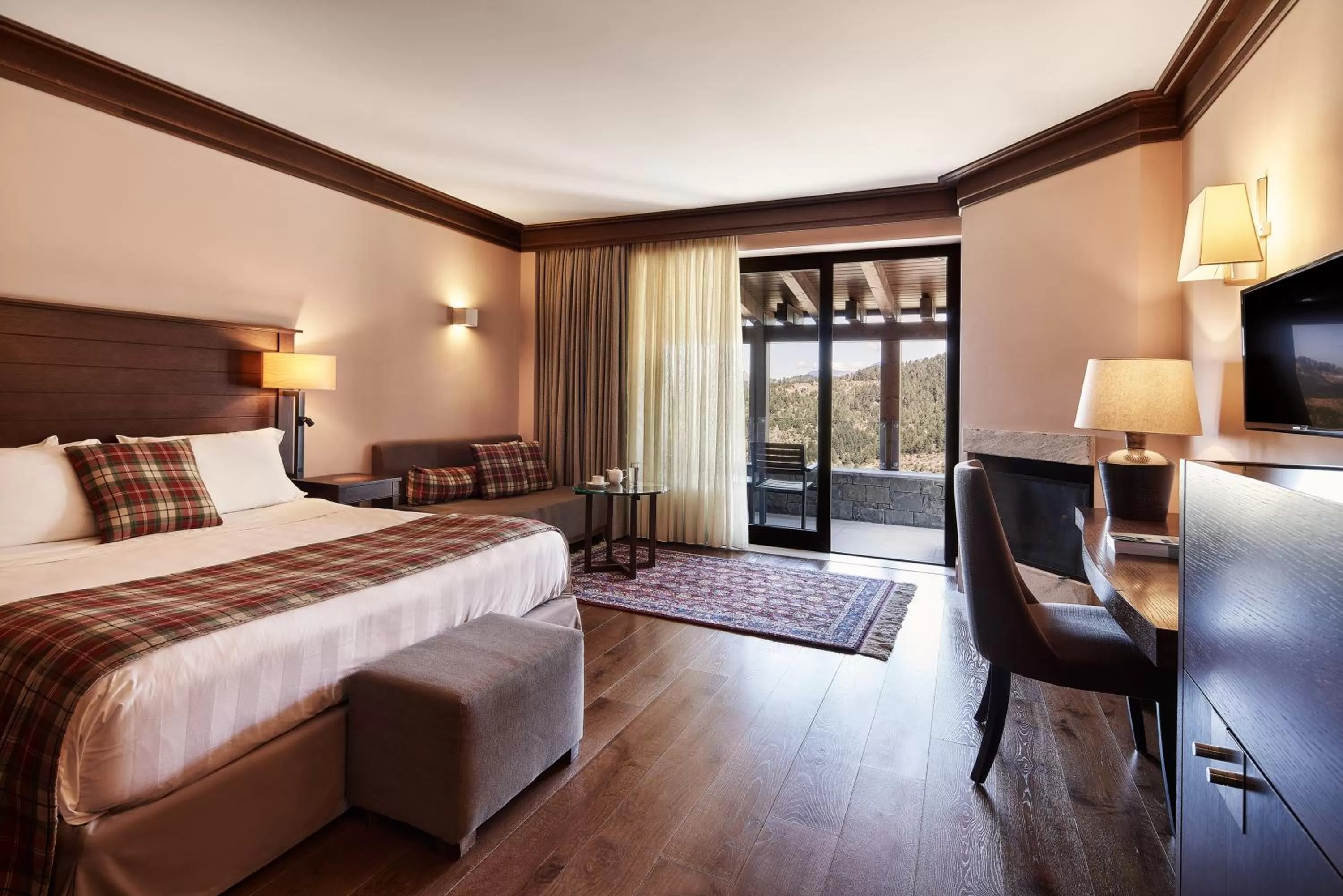 Photo of the whole room, Bed in Grand Forest Metsovo - Leading Hotels of the World