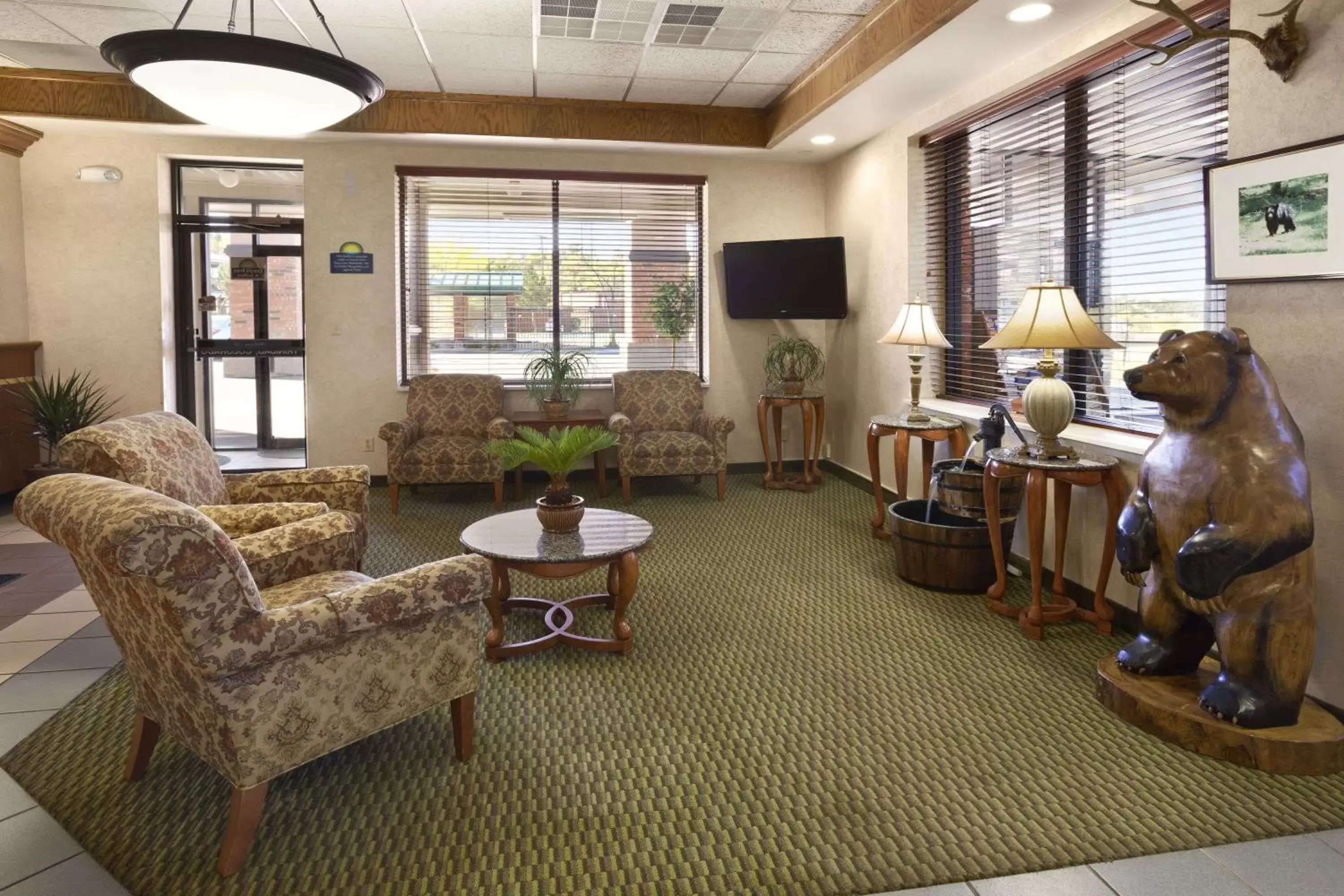 Lobby or reception in Days Inn & Suites by Wyndham Trinidad