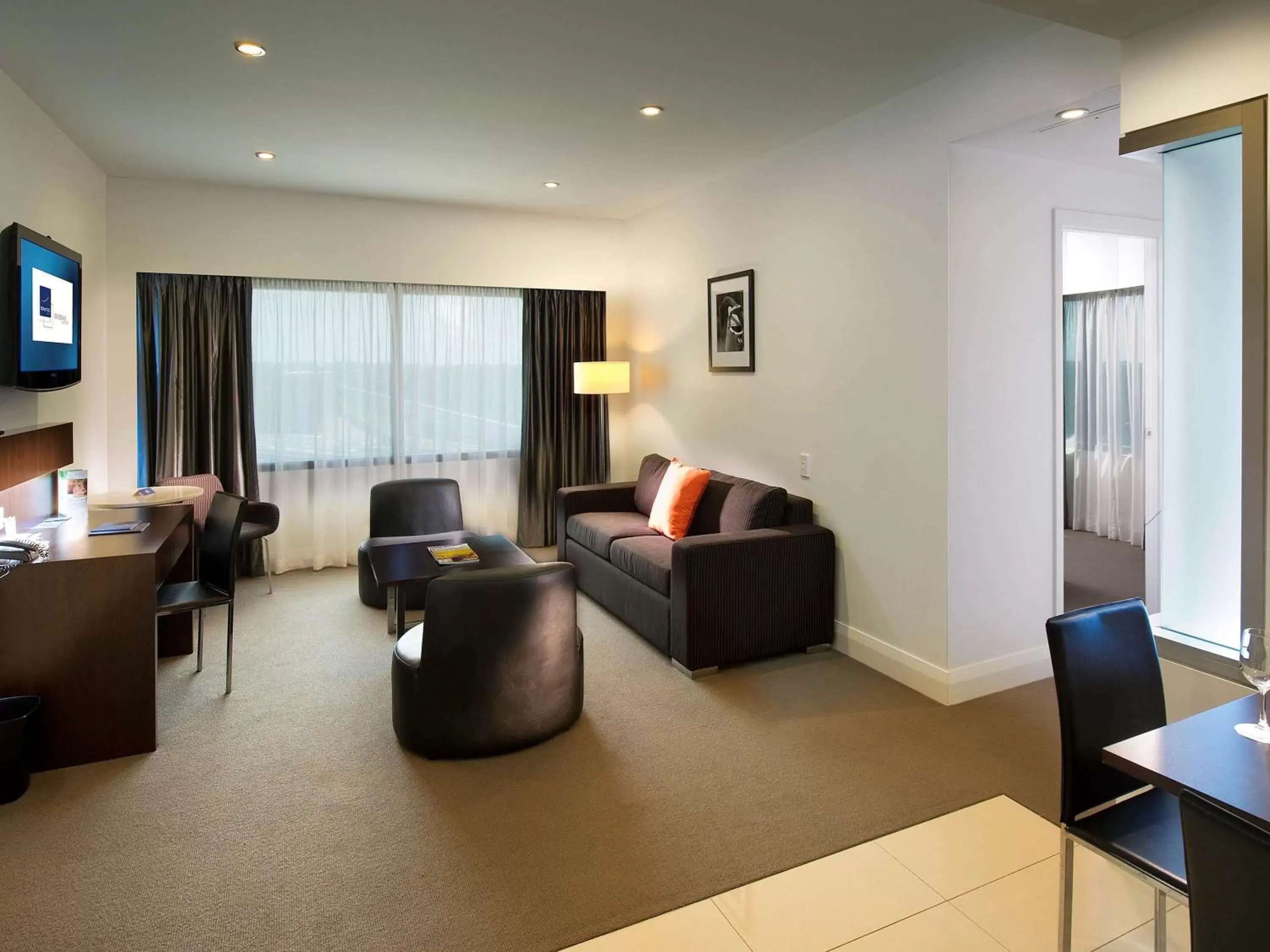 Photo of the whole room, Seating Area in Novotel Brisbane Airport