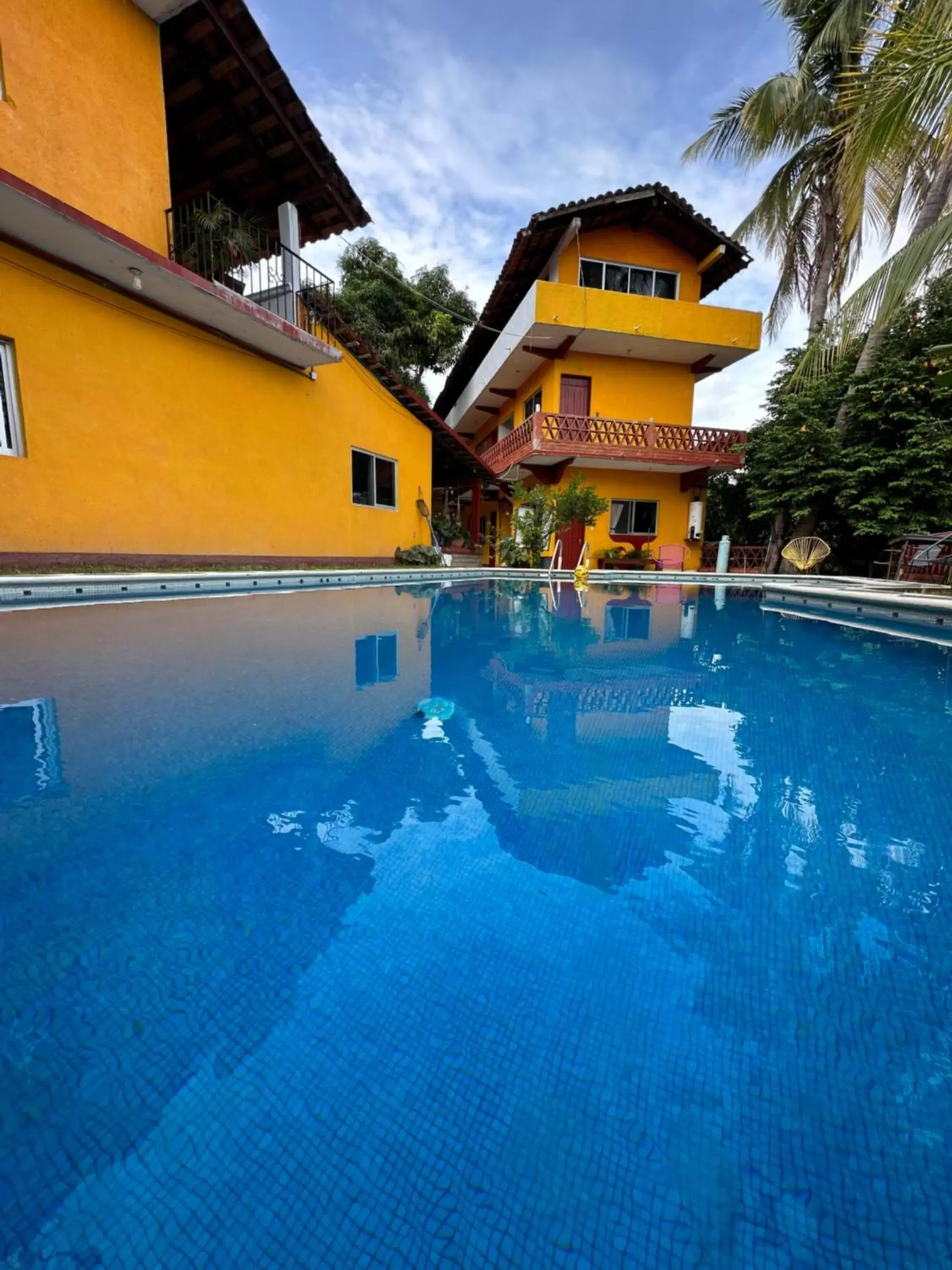 Swimming Pool in Hotel Cabañas Pepe