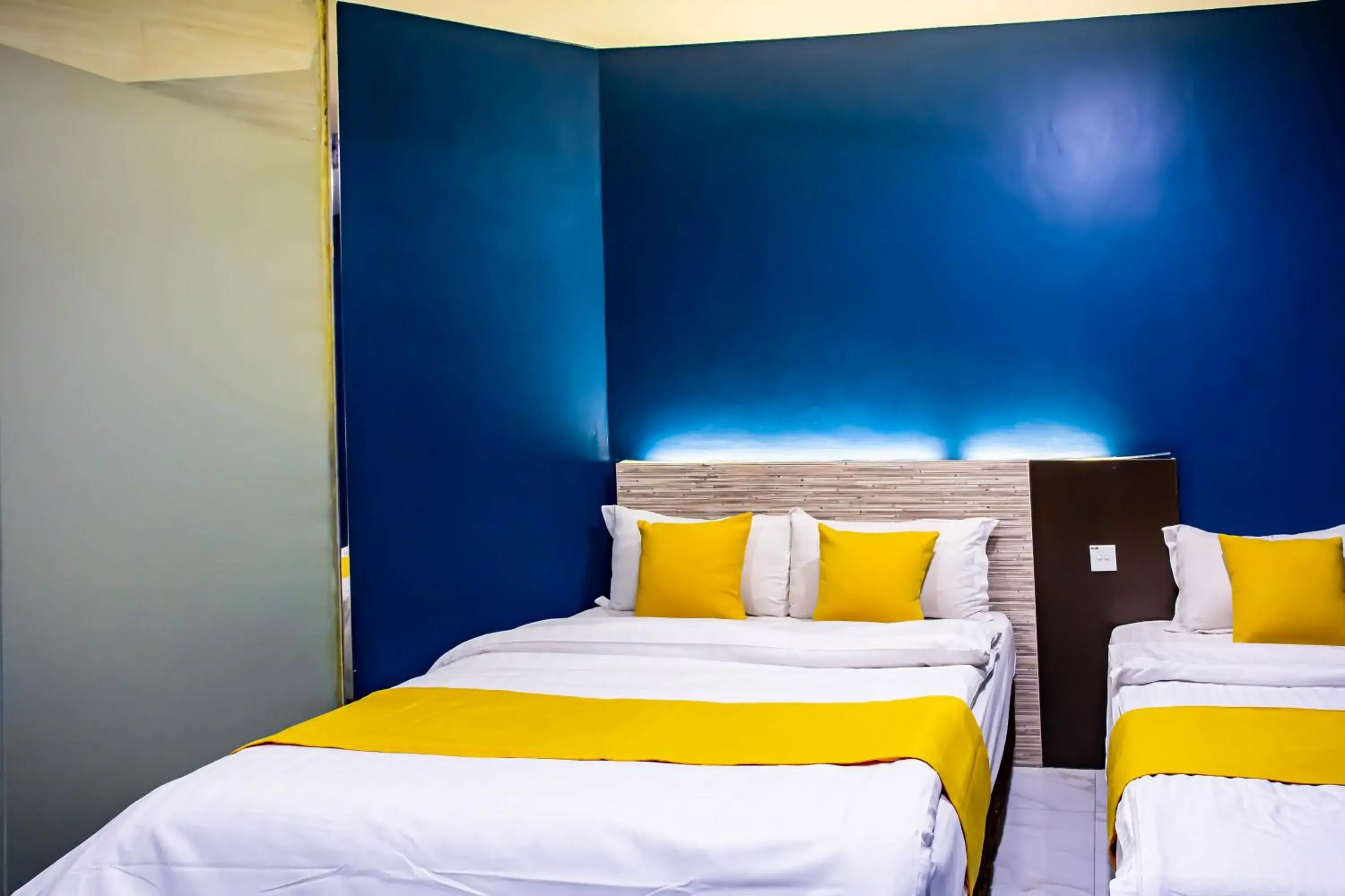 Bed in BEEZ Hotel Kuala Lumpur