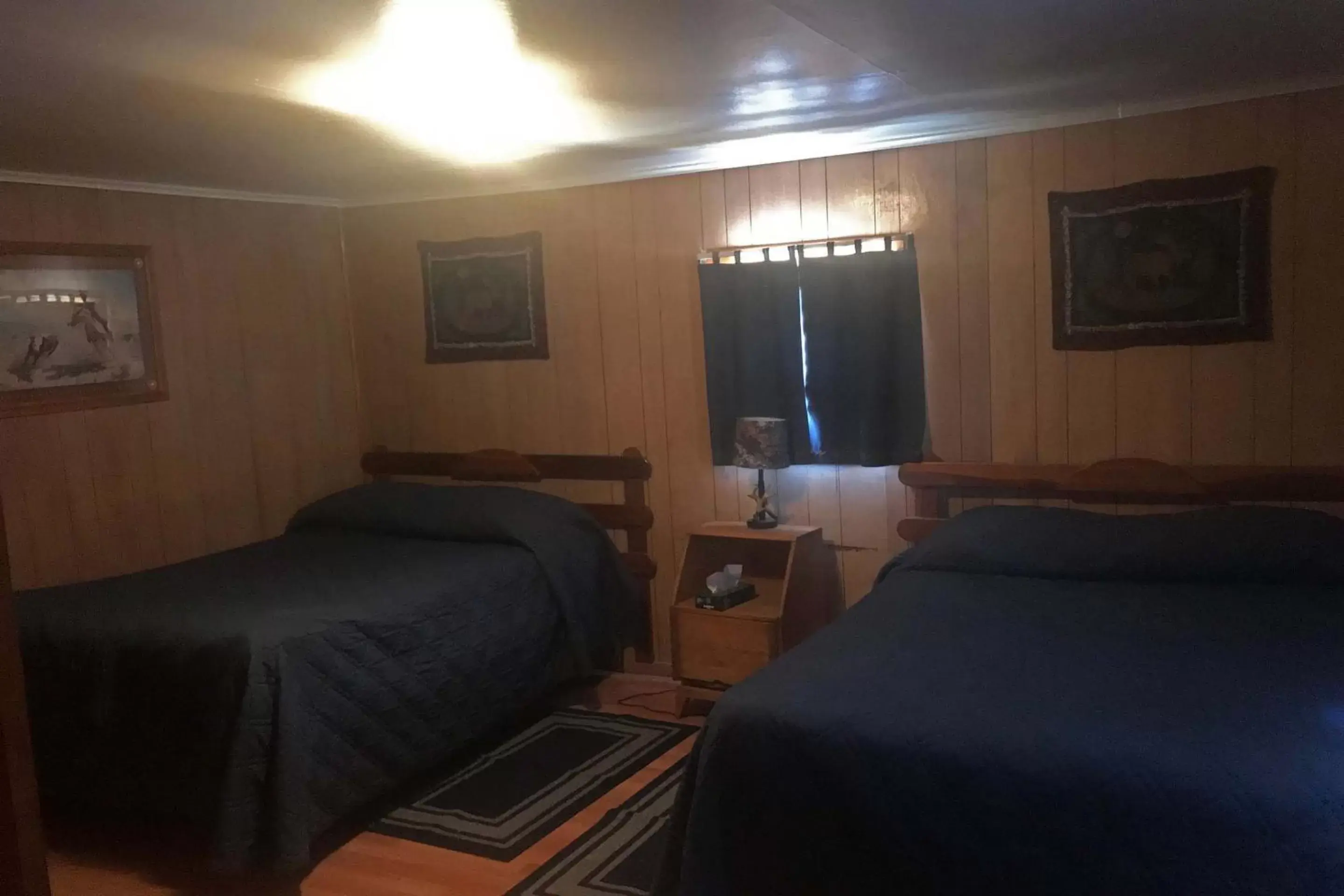 Bed in Elkhorn Lodge