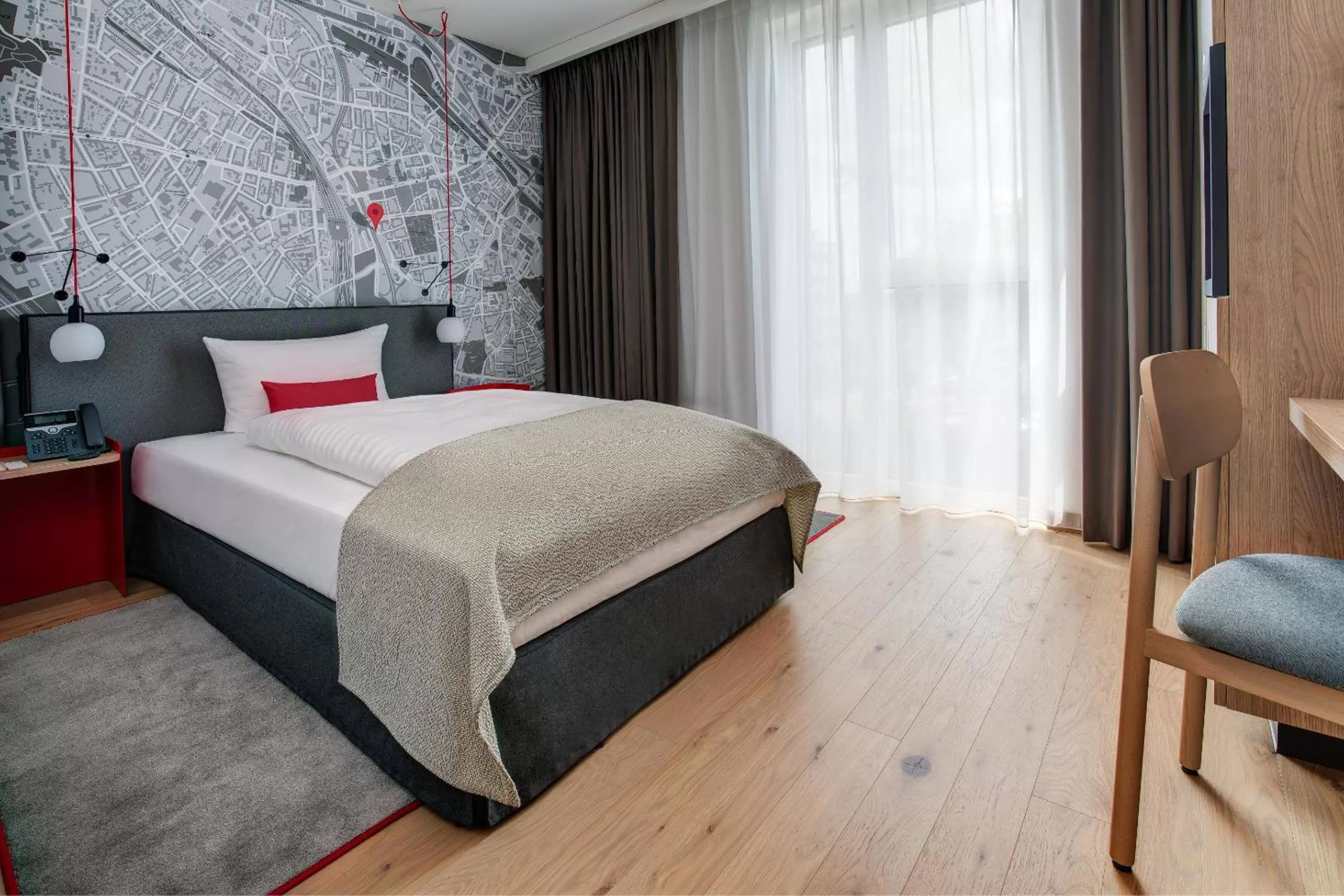 Photo of the whole room, Bed in IntercityHotel Duisburg