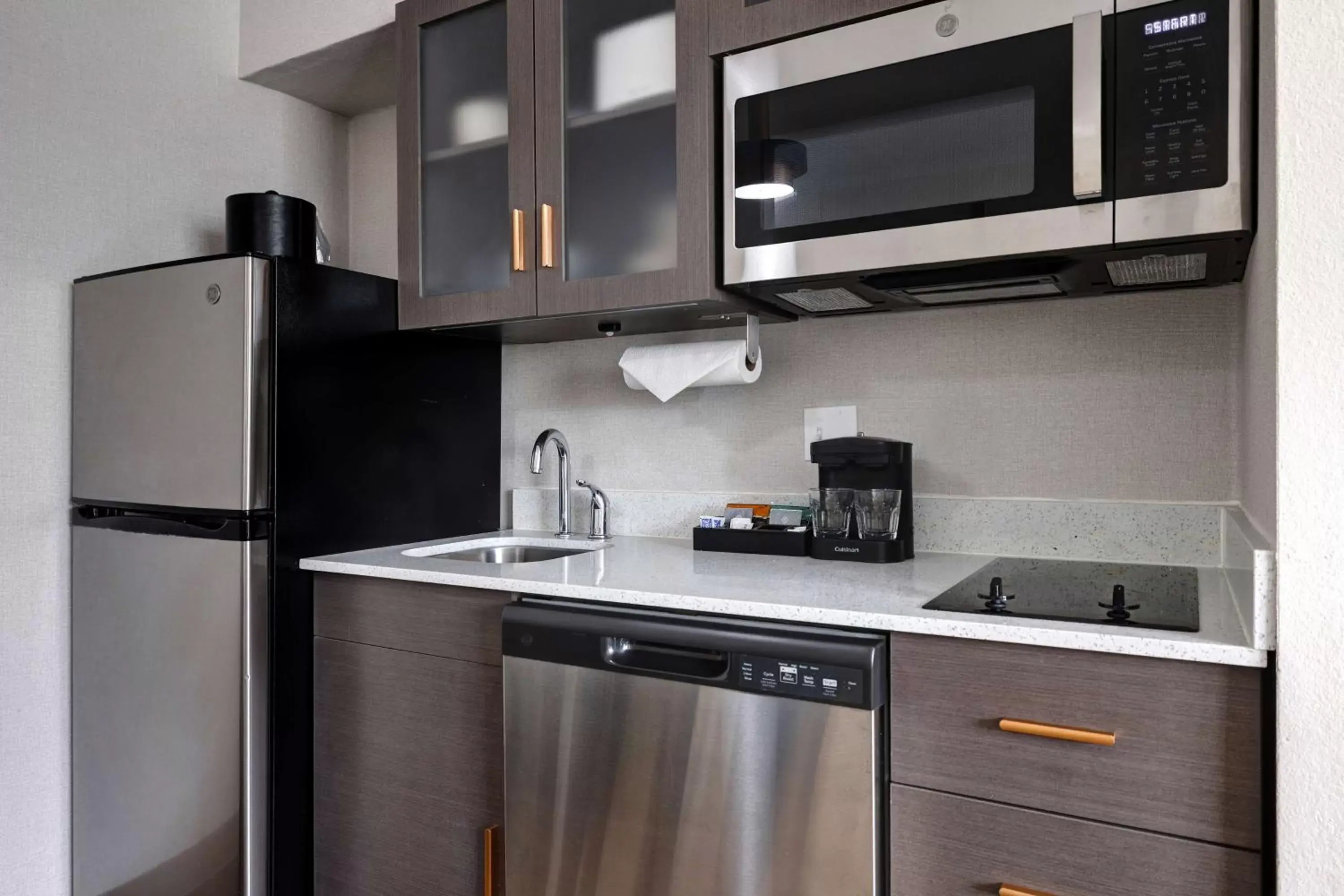 Kitchen or kitchenette, Kitchen/Kitchenette in Homewood Suites by Hilton Jackson-Ridgeland