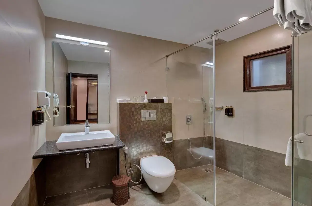 Shower, Bathroom in Spectrum Resort & Spa