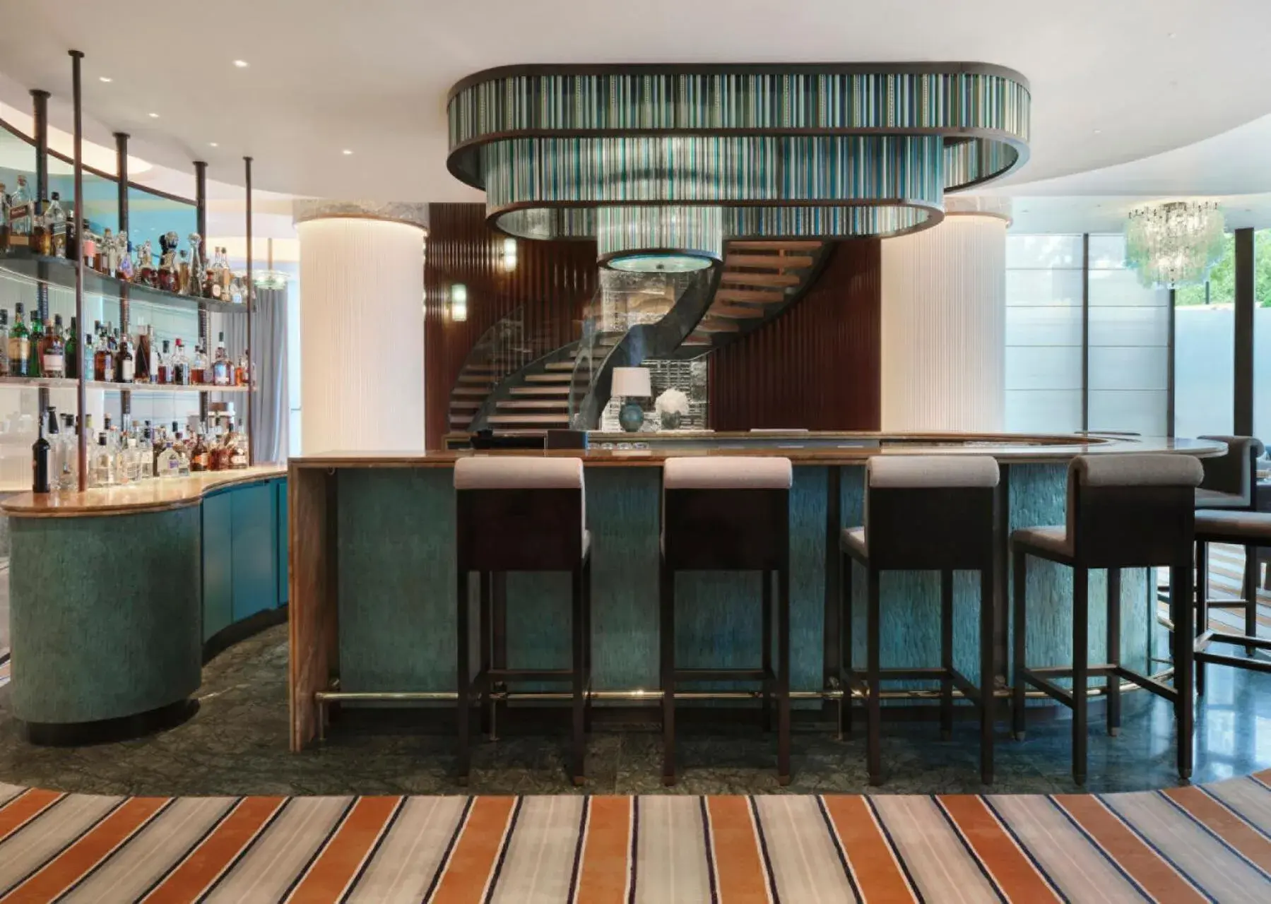 Restaurant/places to eat, Lounge/Bar in Four Seasons Hotel London At Park Lane