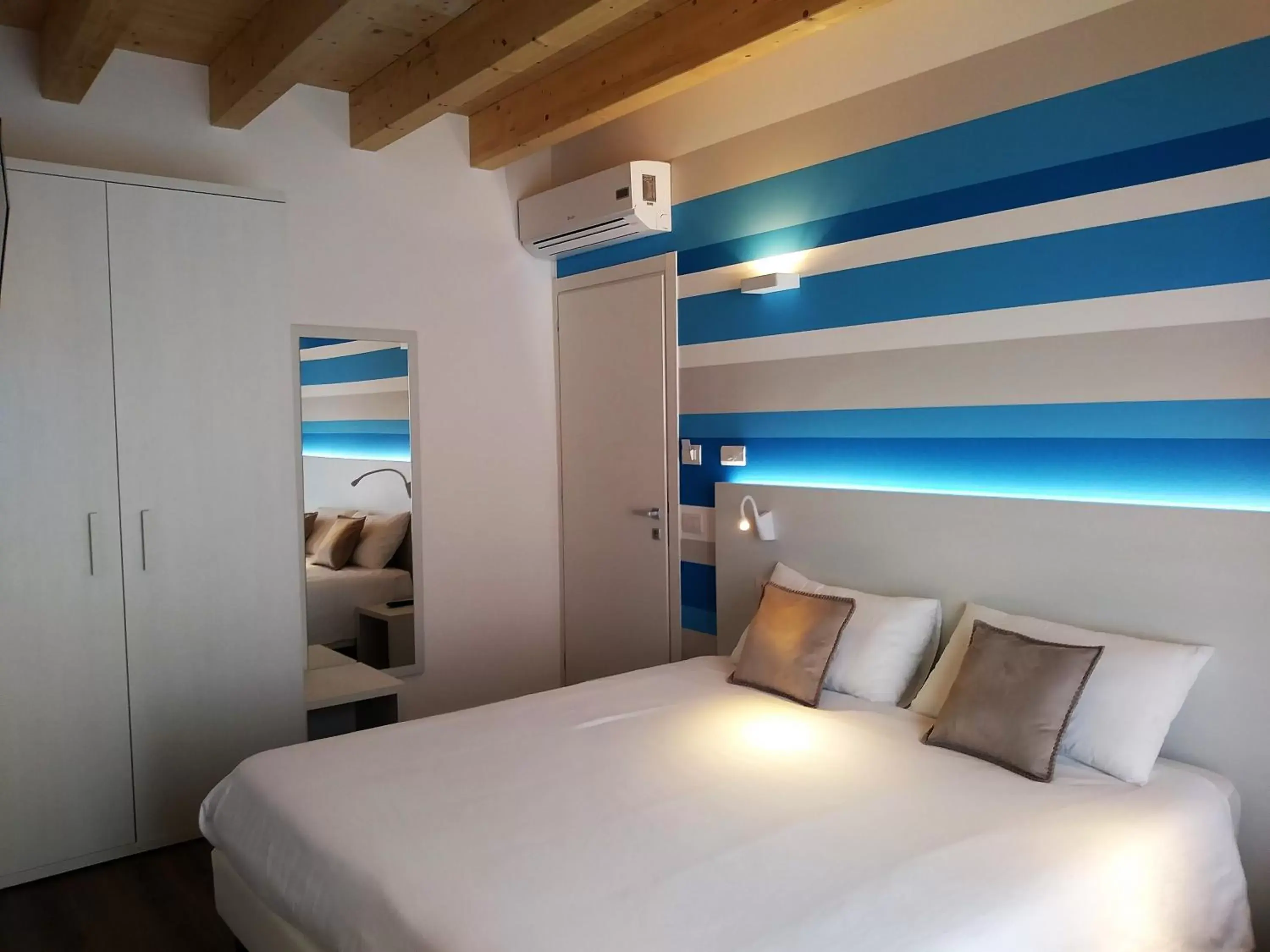 Bedroom in Stella del Garda