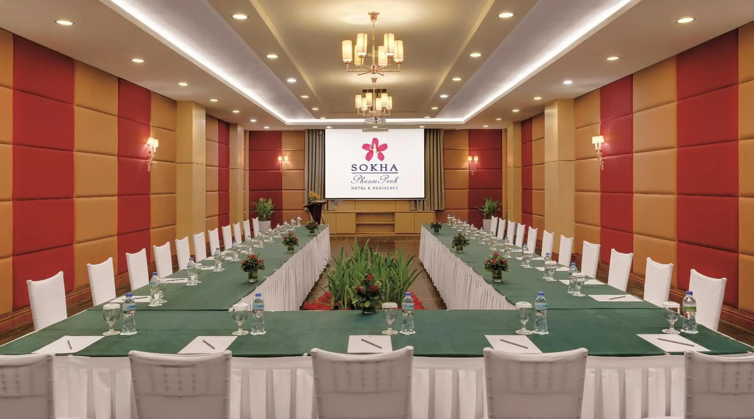Restaurant/places to eat, Business Area/Conference Room in Sokha Phnom Penh Hotel