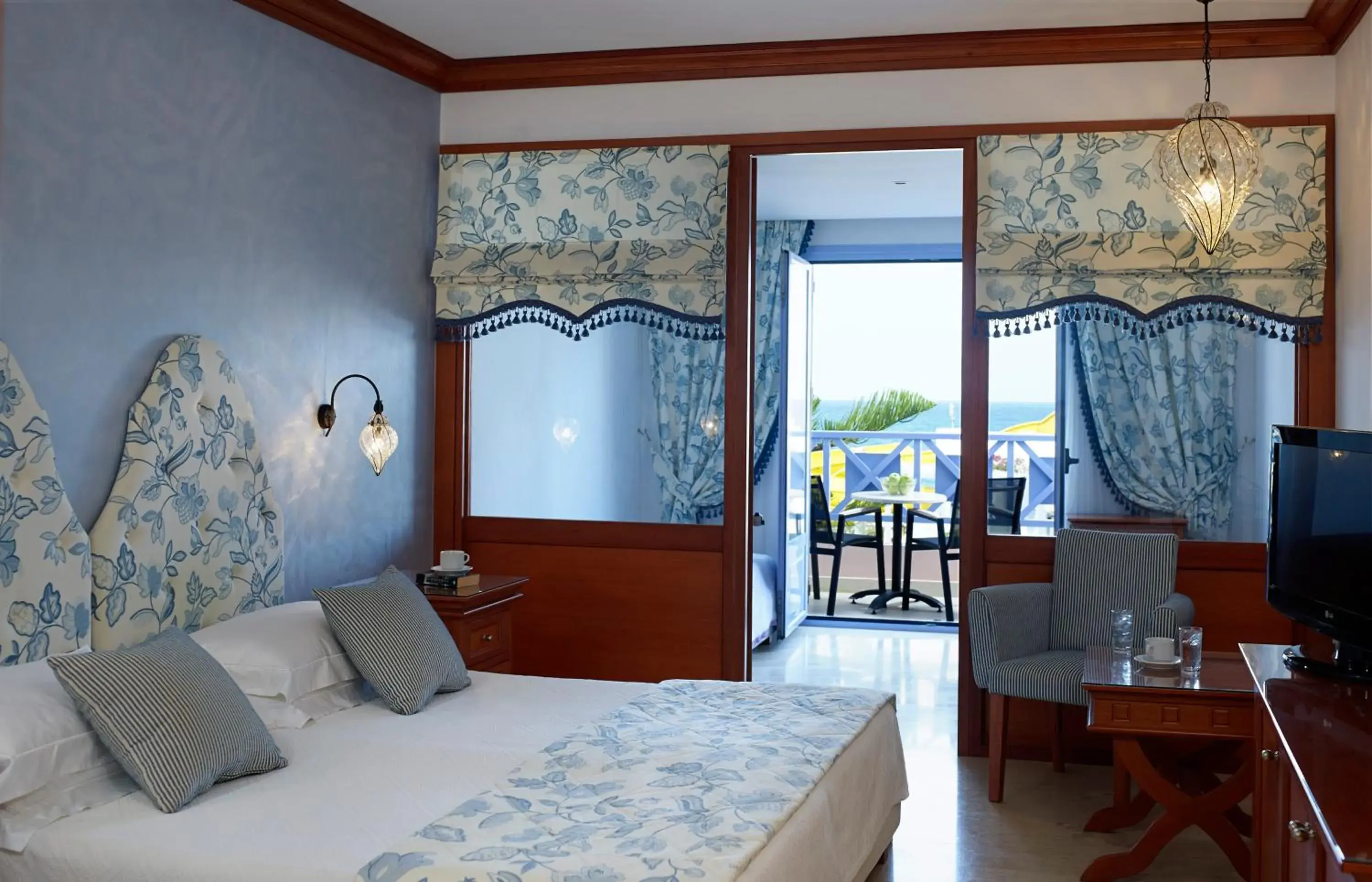 Photo of the whole room, Bed in Serita Beach Hotel