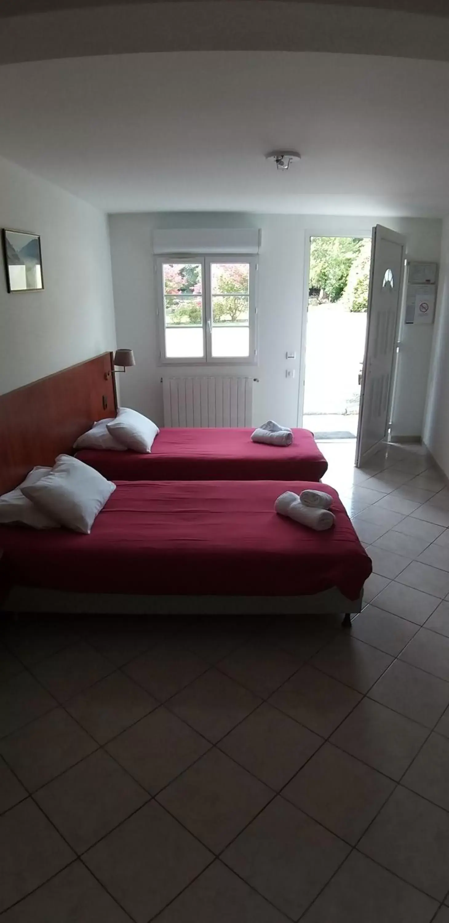 Bed in Hôtel Castel d'Olmes