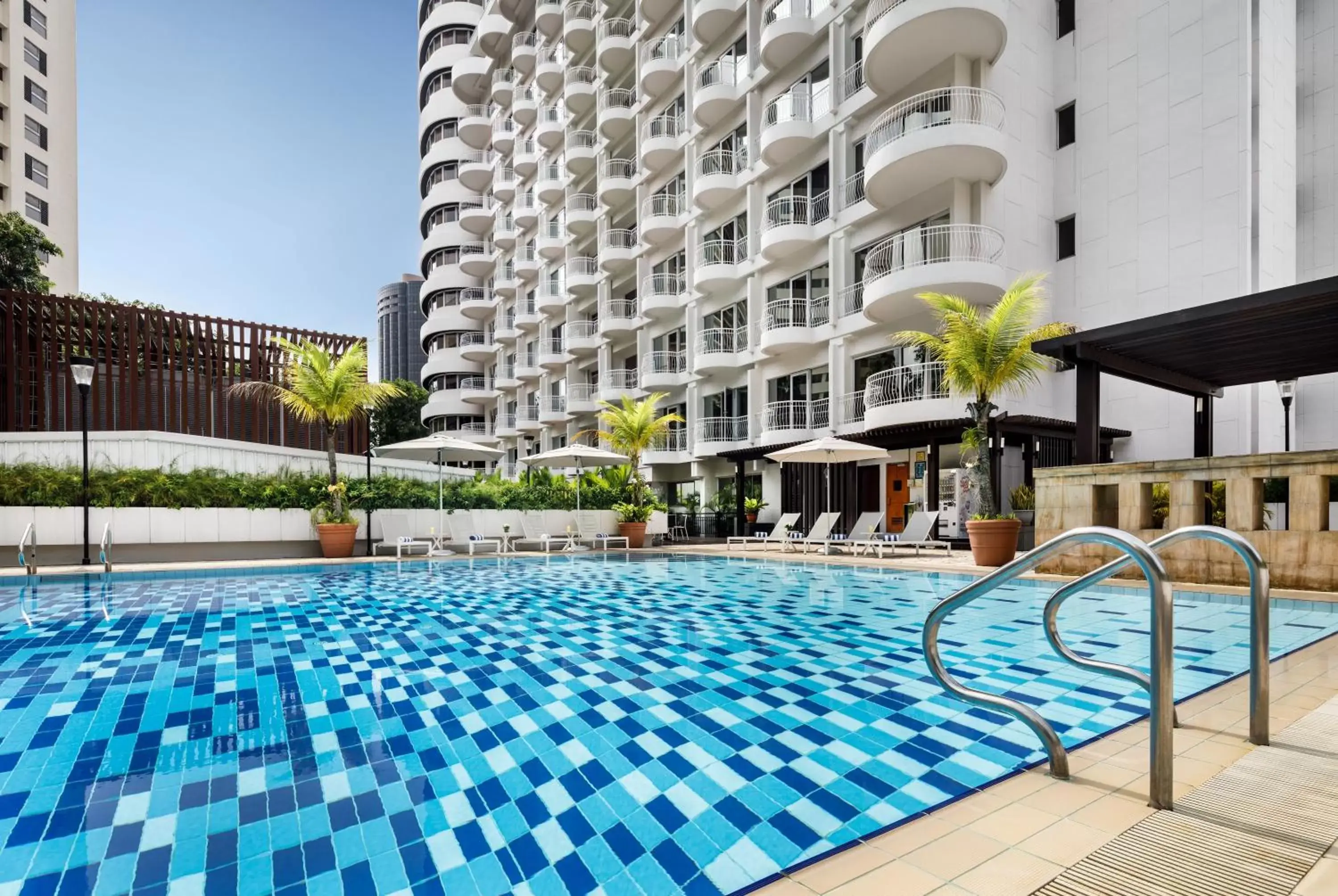 Property building, Swimming Pool in Copthorne King's Hotel Singapore on Havelock