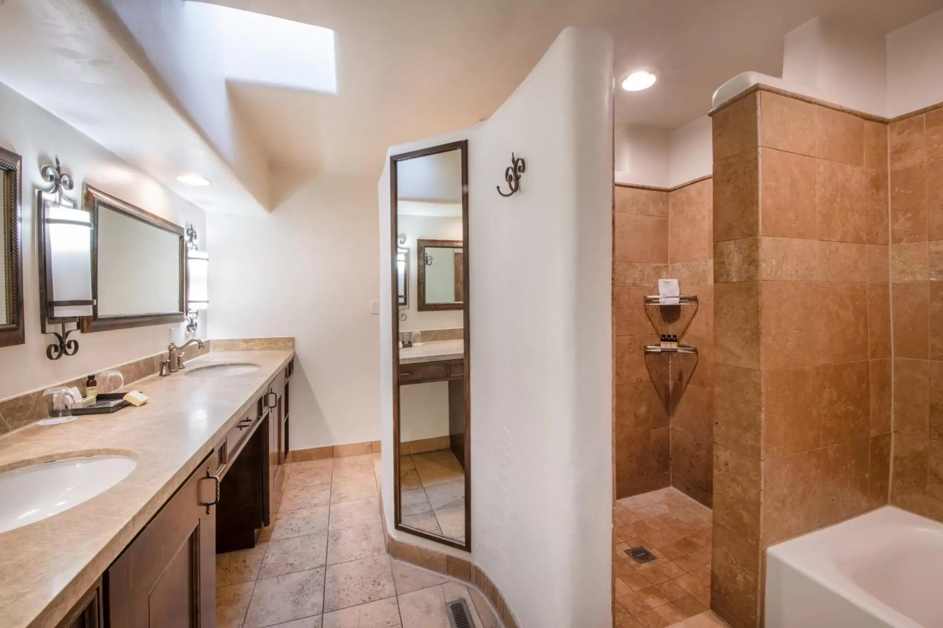 Bathroom in La Posada De Santa Fe, a Tribute Portfolio Resort & Spa