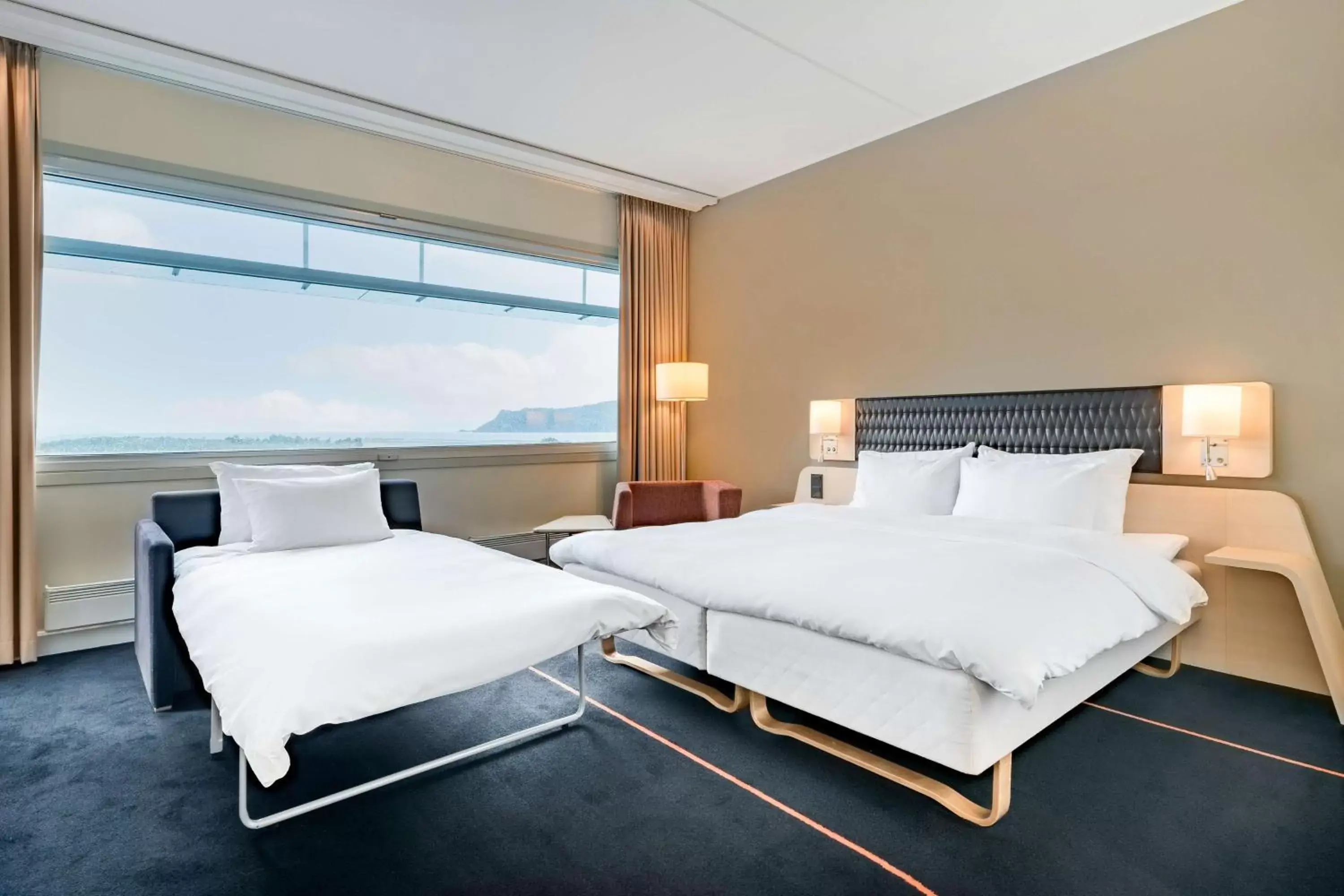 Bedroom, Bed in Radisson Blu Hotel, Trondheim Airport