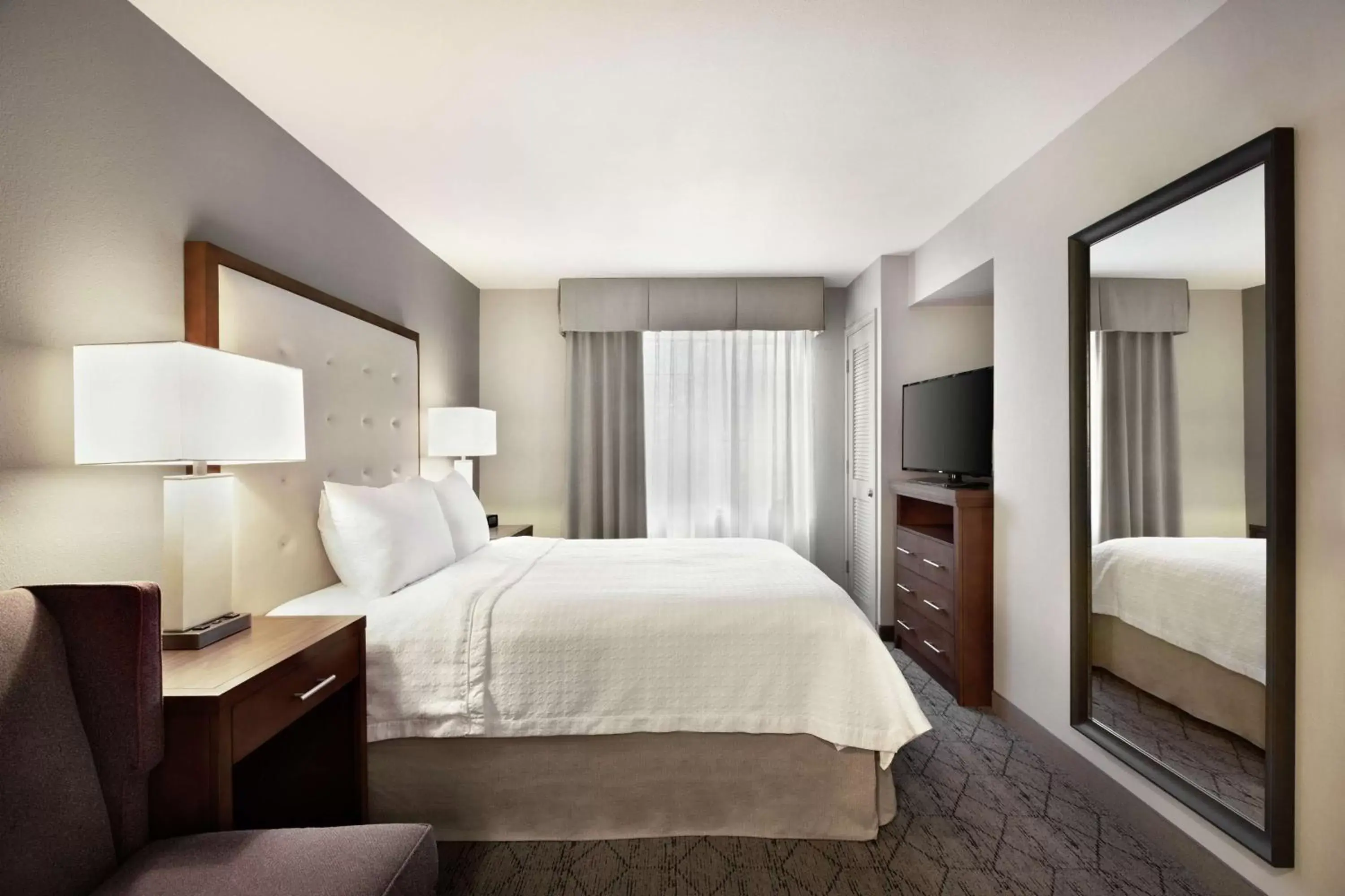 Bed in Homewood Suites by Hilton Portland Airport