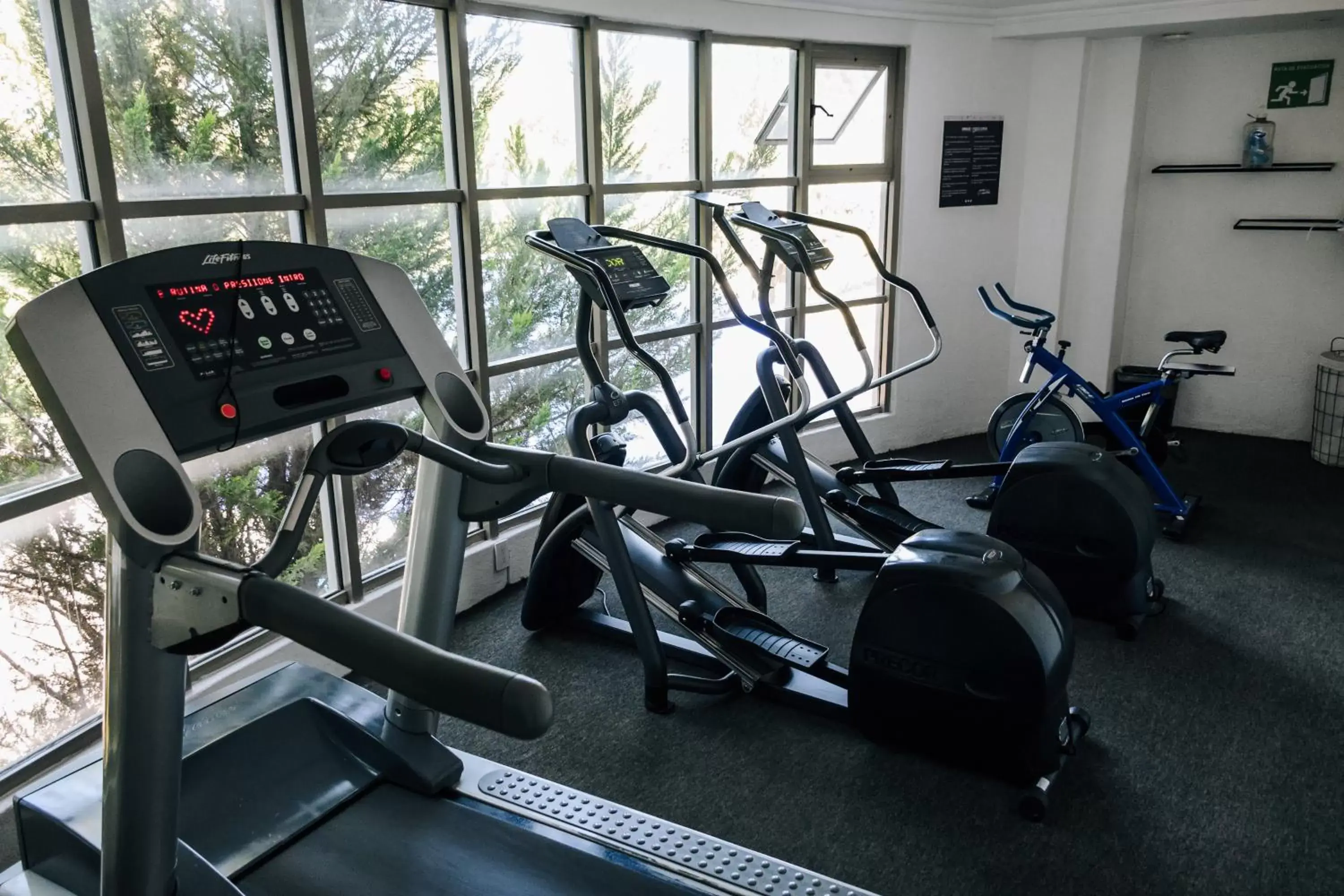 Fitness centre/facilities, Fitness Center/Facilities in Hotel Victoria Express
