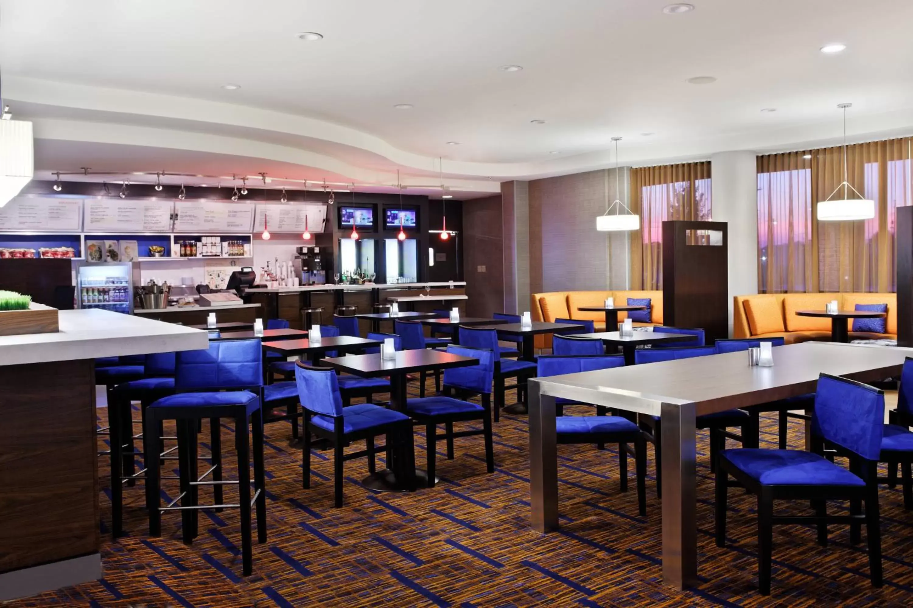 Restaurant/Places to Eat in Courtyard by Marriott Knoxville Airport Alcoa
