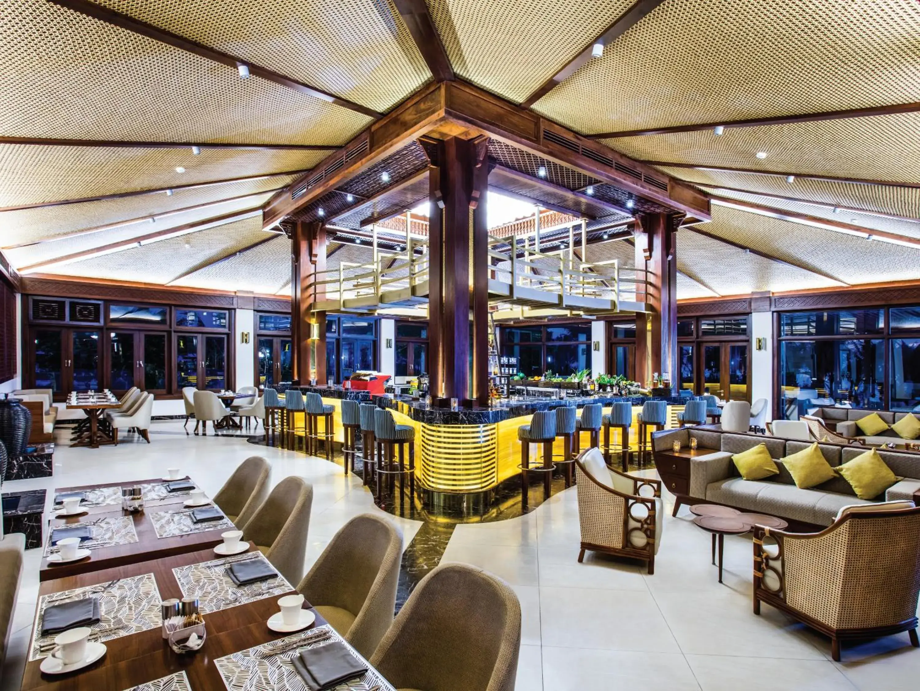 Restaurant/places to eat in Duyen Ha Resort Cam Ranh Restaurant/places to eat in Duyen Ha Resort Cam Ranh