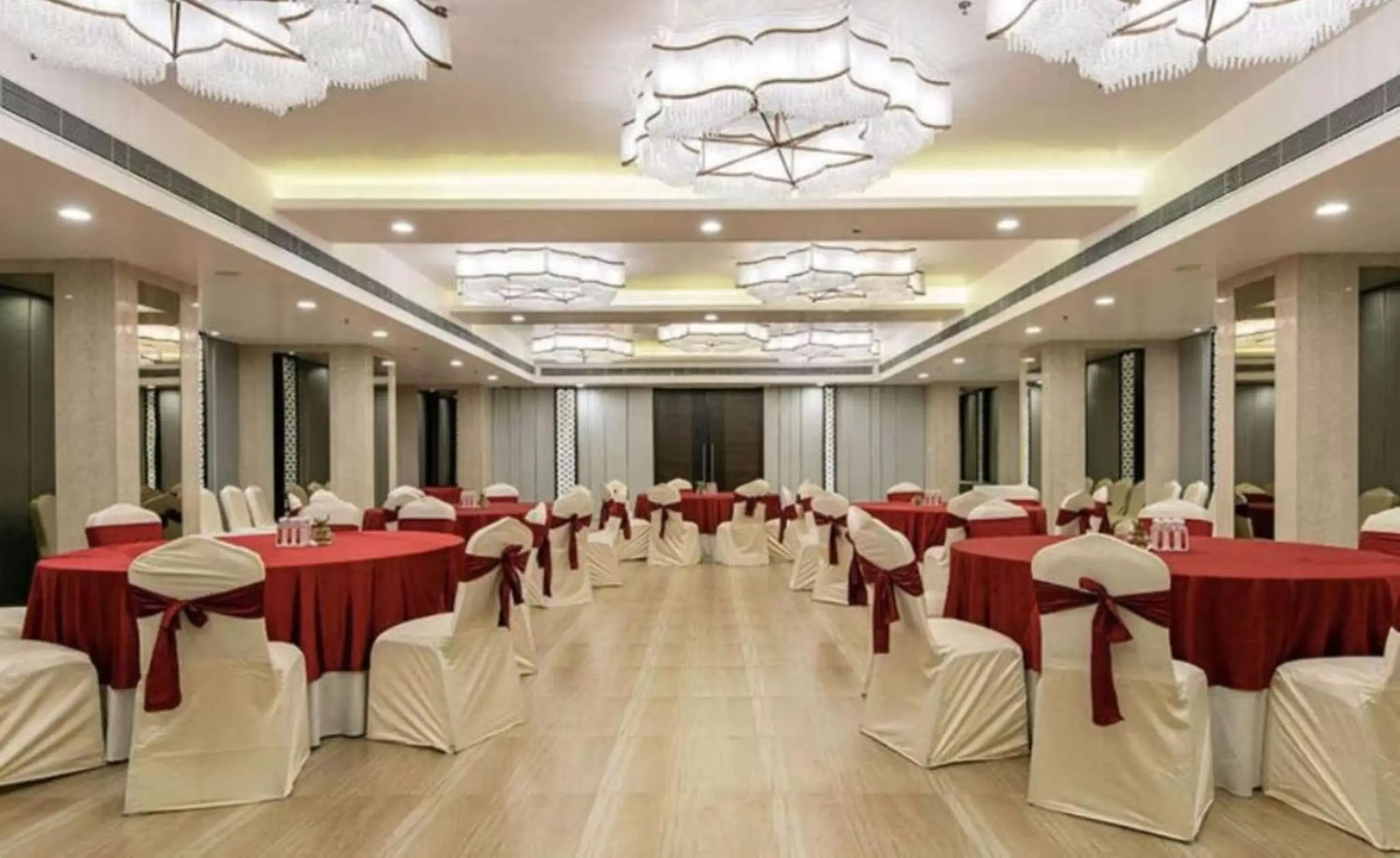 Banquet/Function facilities in Regenta Central Deccan Chennai, Royapettah
