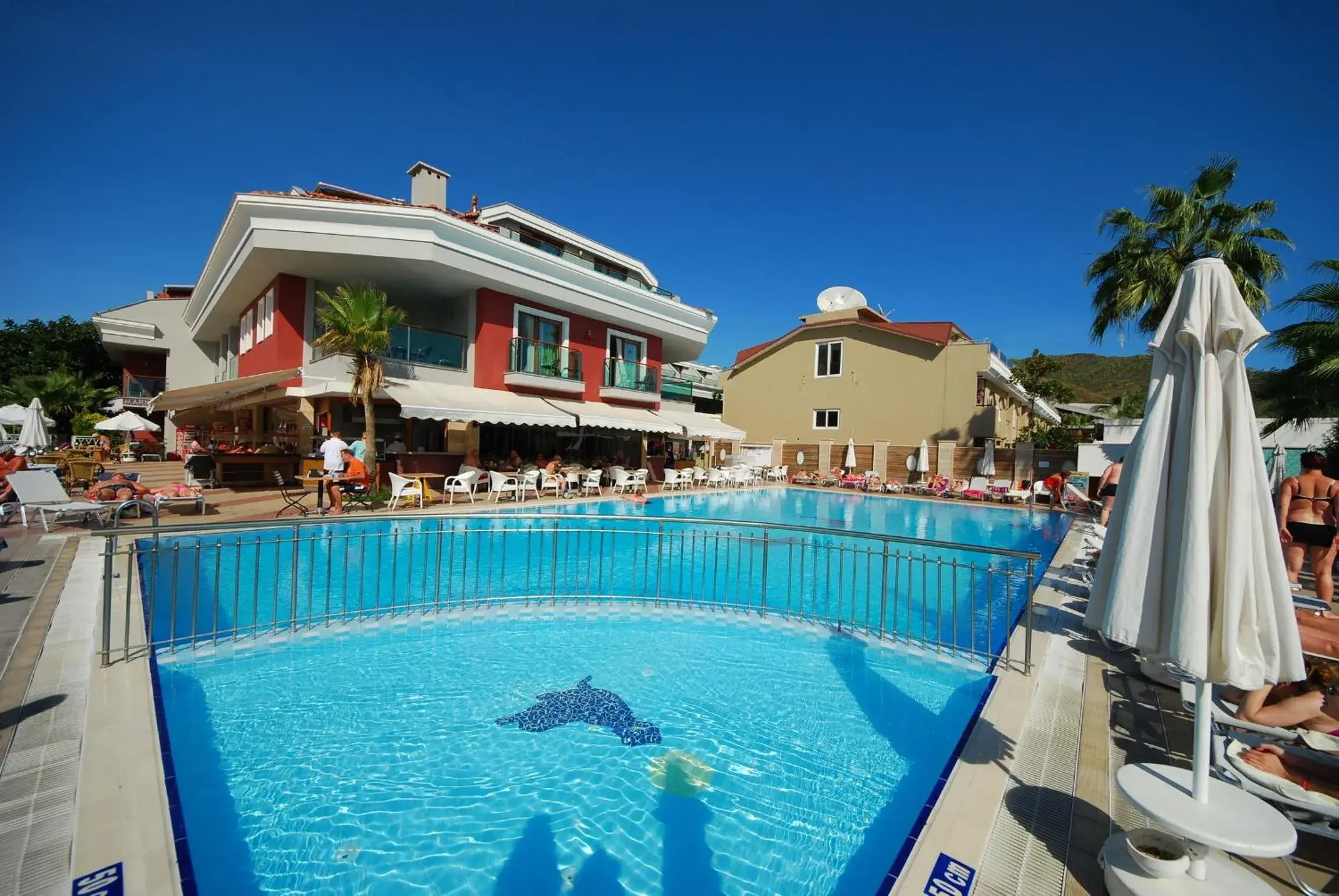 Swimming Pool in Pasabey Hotel