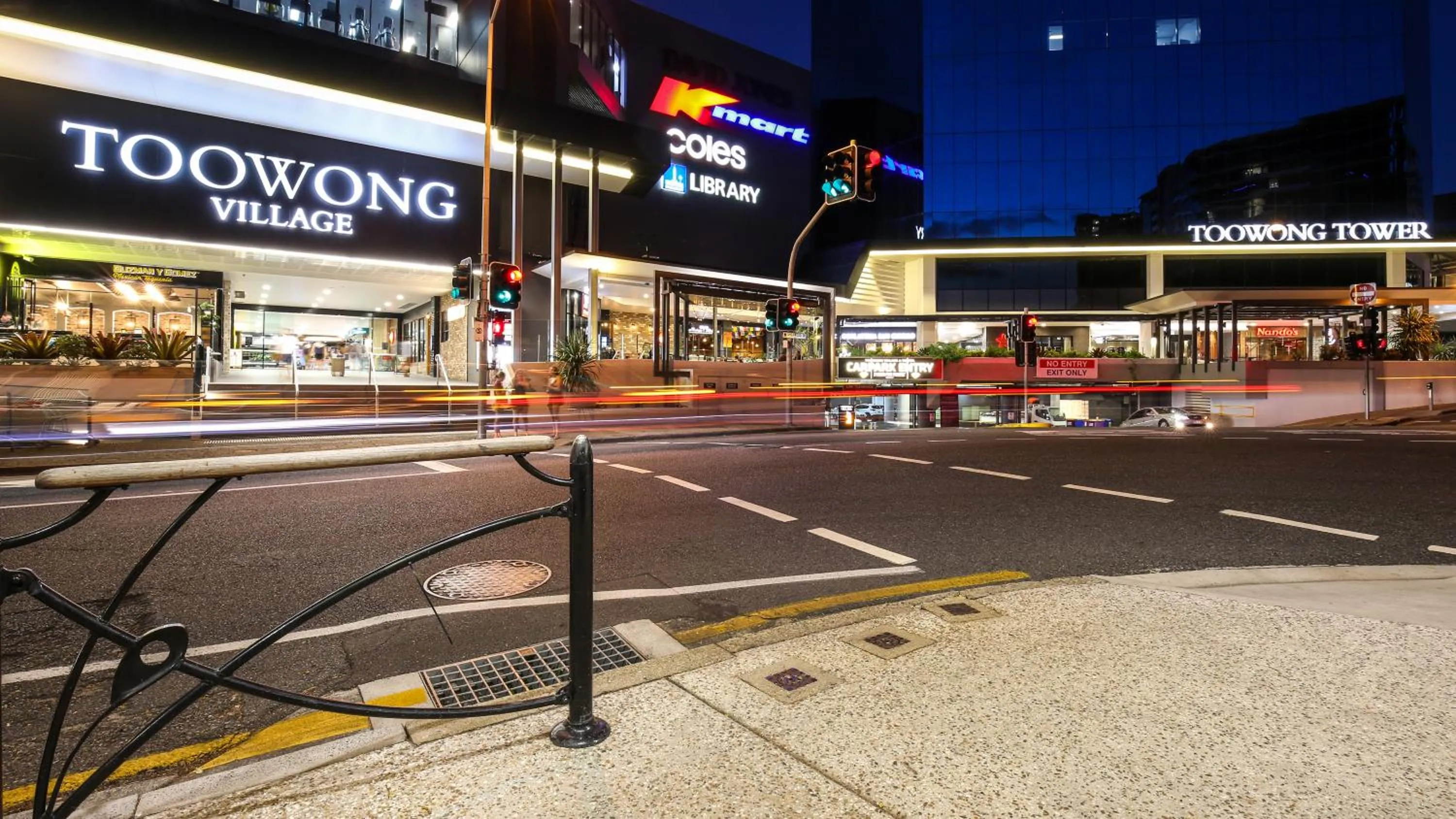 Restaurant/places to eat in Toowong Central Motel Apartments