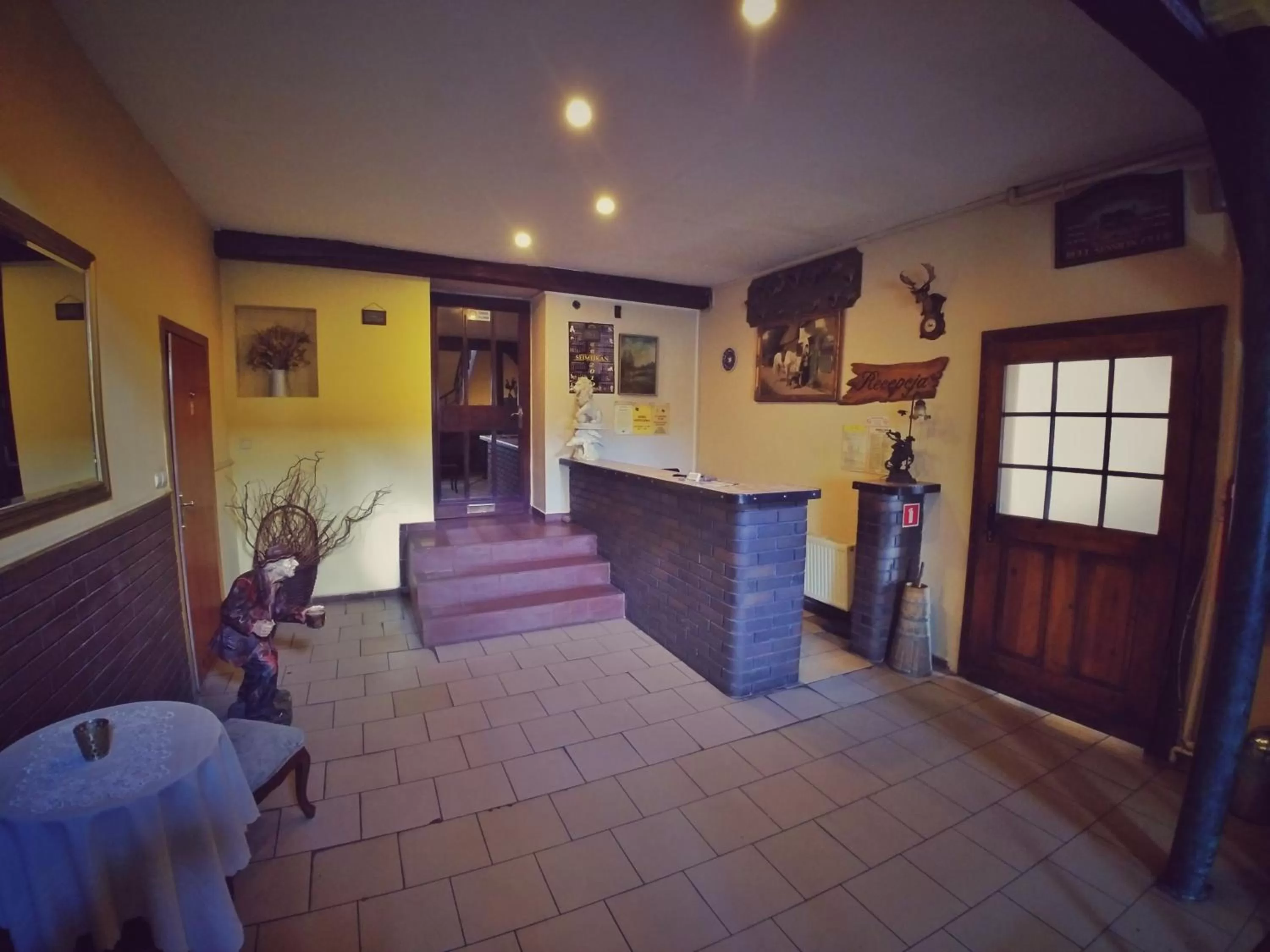 Hotel Komfort Inn - Dwór Hubertus