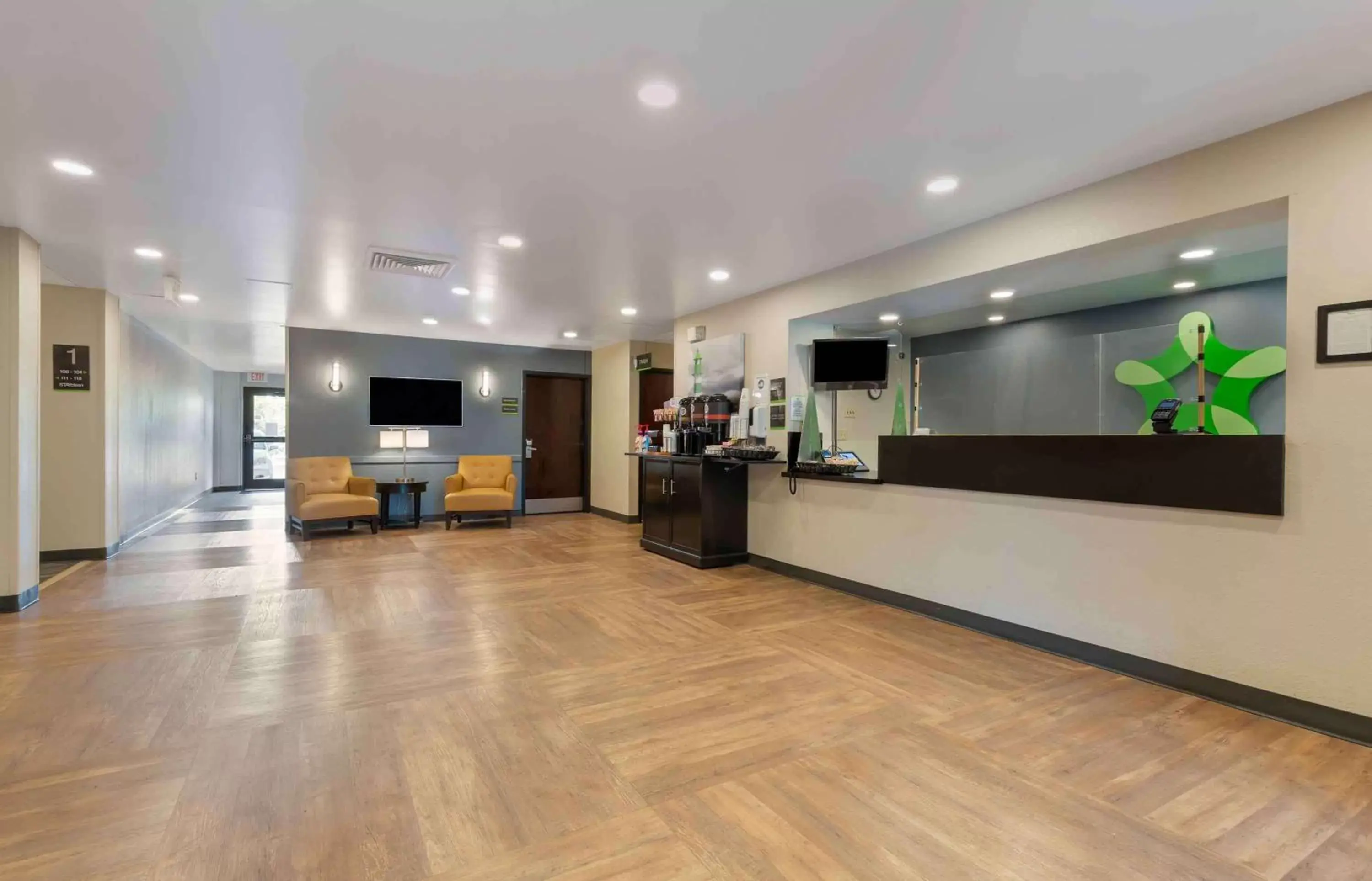 Lobby or reception, Lobby/Reception in Extended Stay America Suites - Washington, DC - Centreville - Manassas