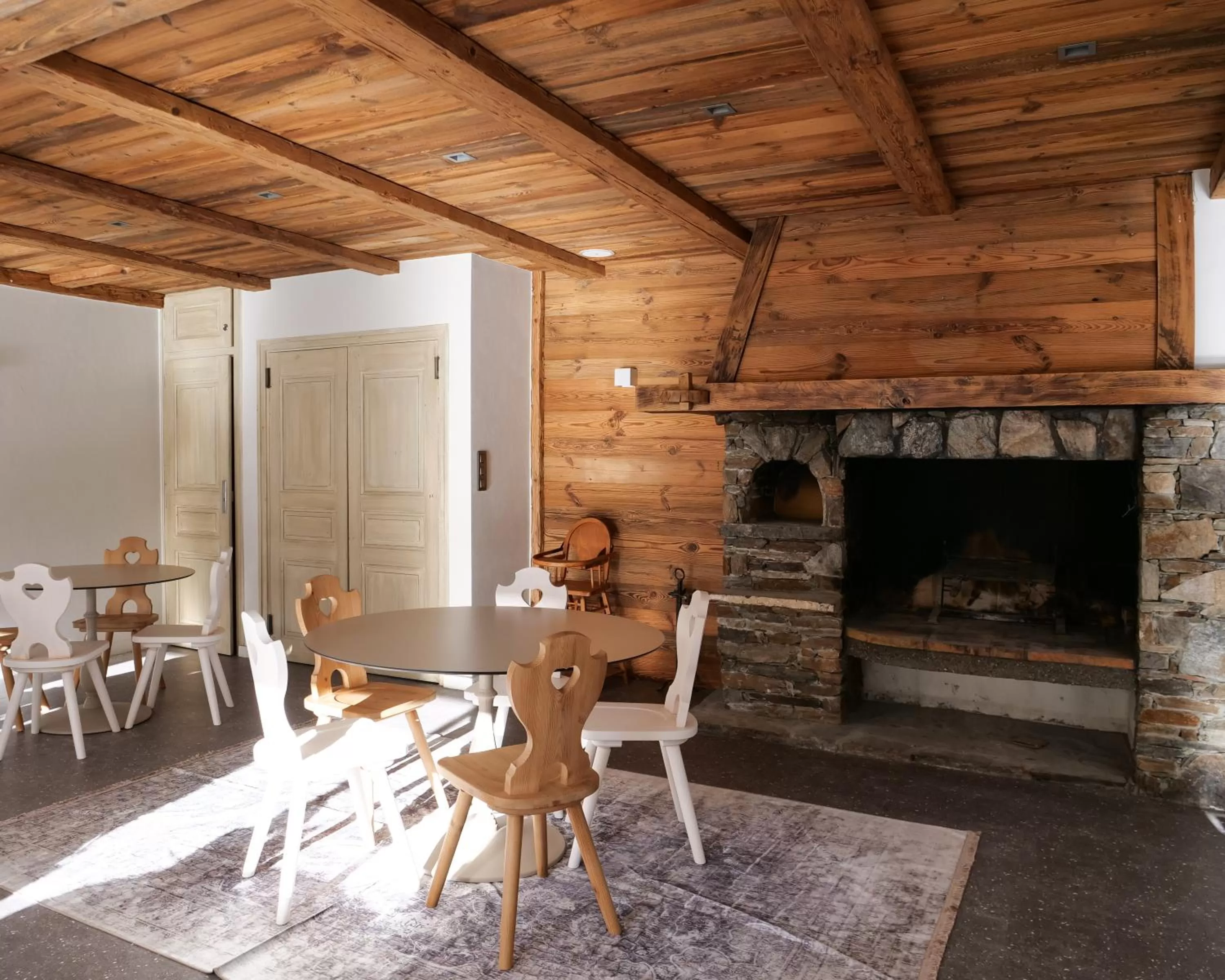 Restaurant/places to eat in Hôtel des 2 Gares