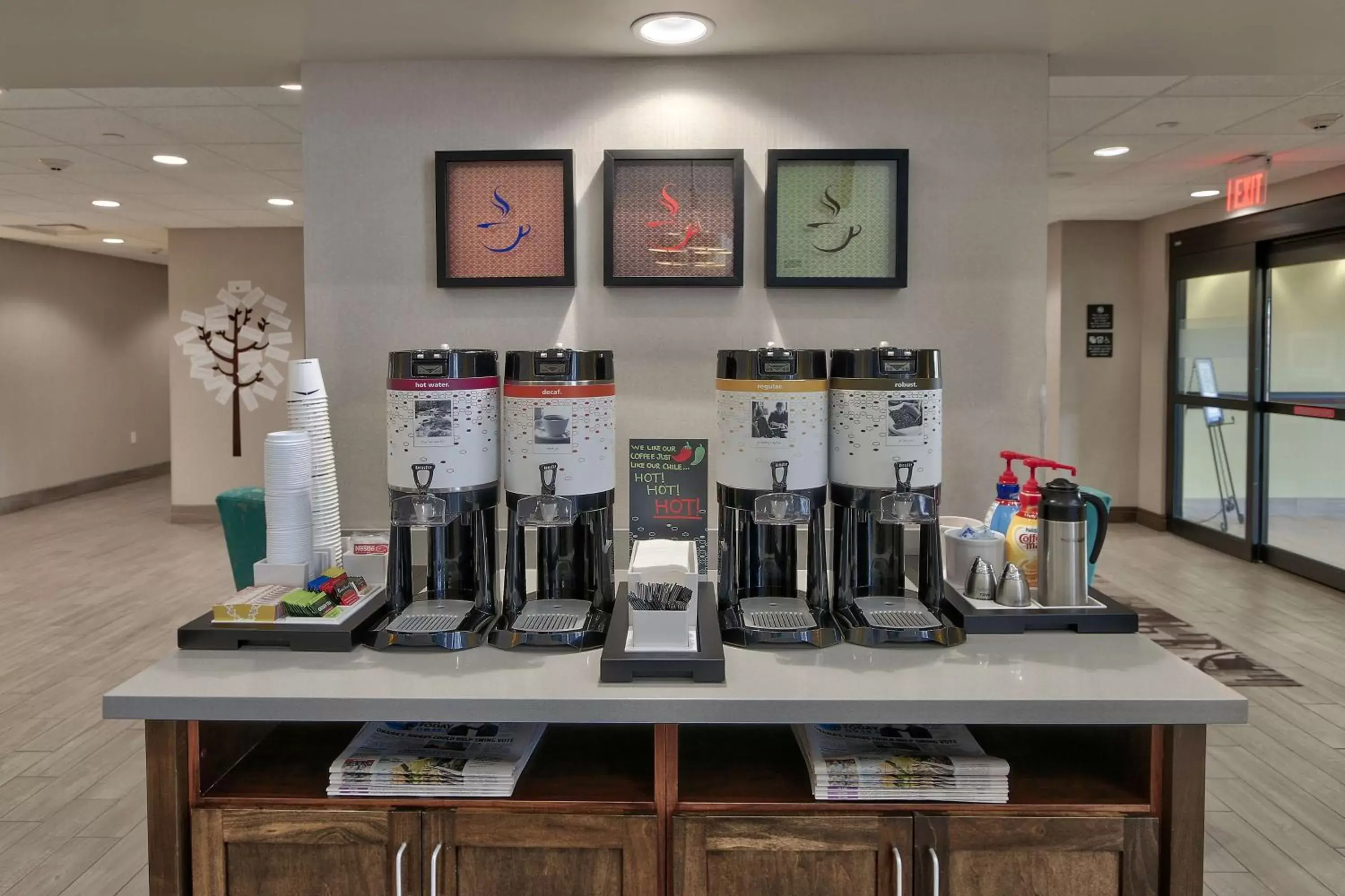 Dining area in Hampton Inn & Suites Las Cruces I-10, Nm