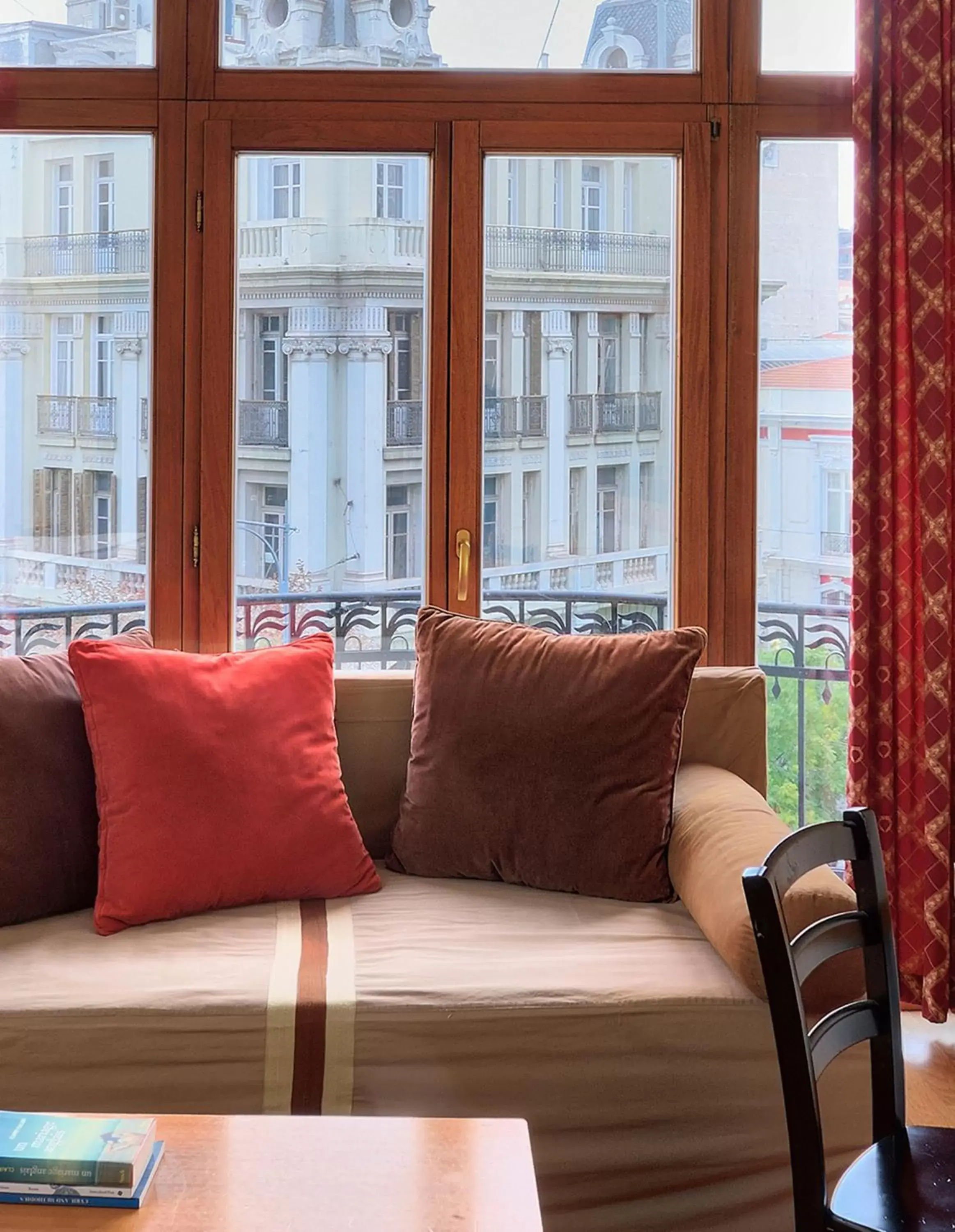 Seating Area in Le Palace Hotel