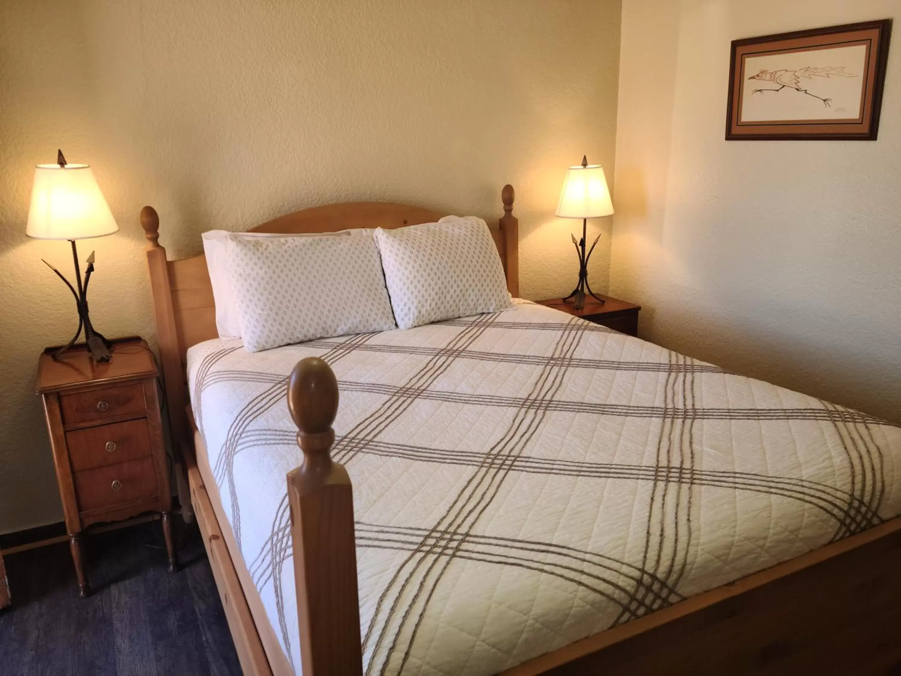 Bed in Lee's Ferry Lodge at Vermilion Cliffs