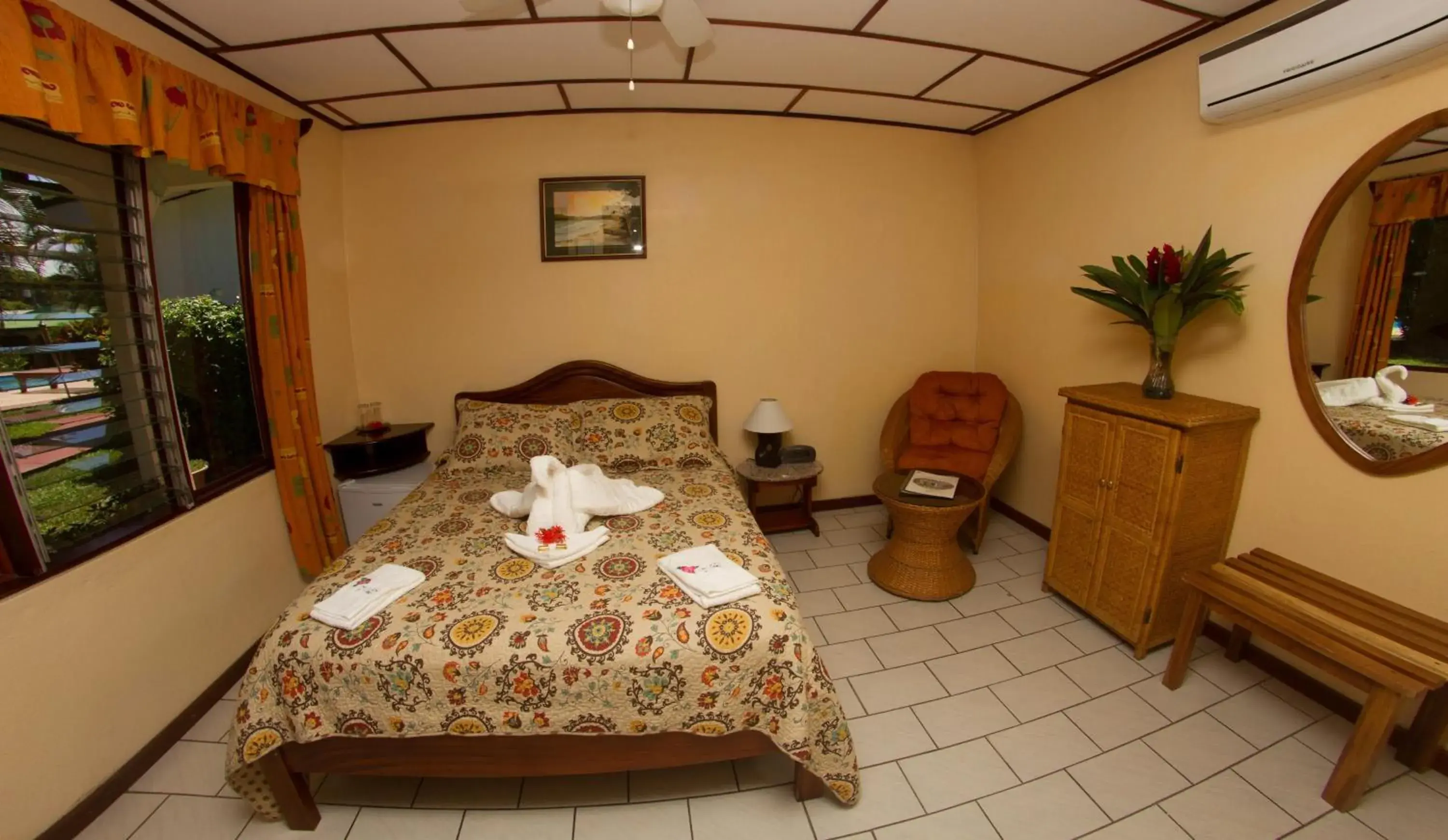Photo of the whole room, Bed in Hotel La Rosa de America