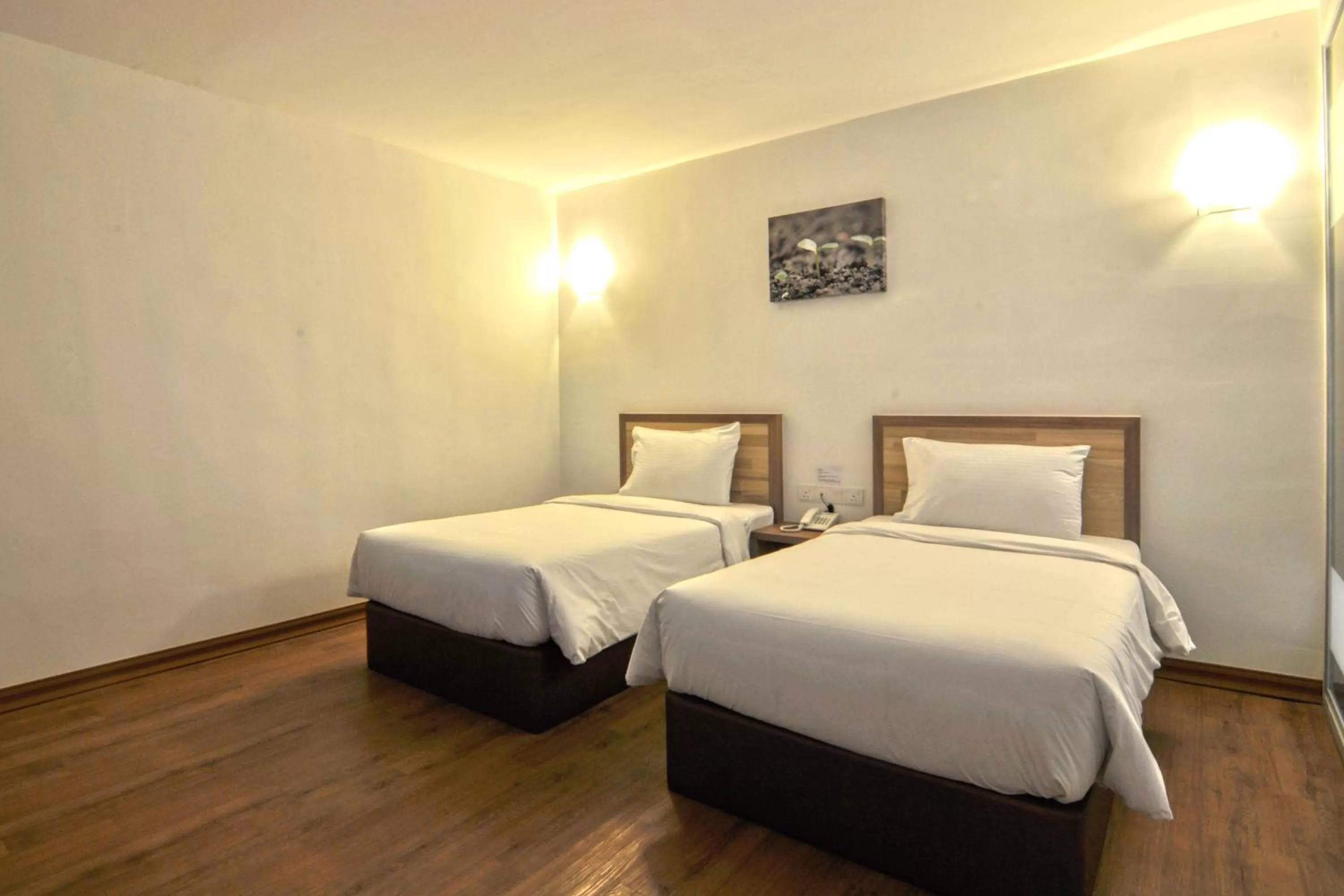 Bedroom, Bed in Greencity Hotel