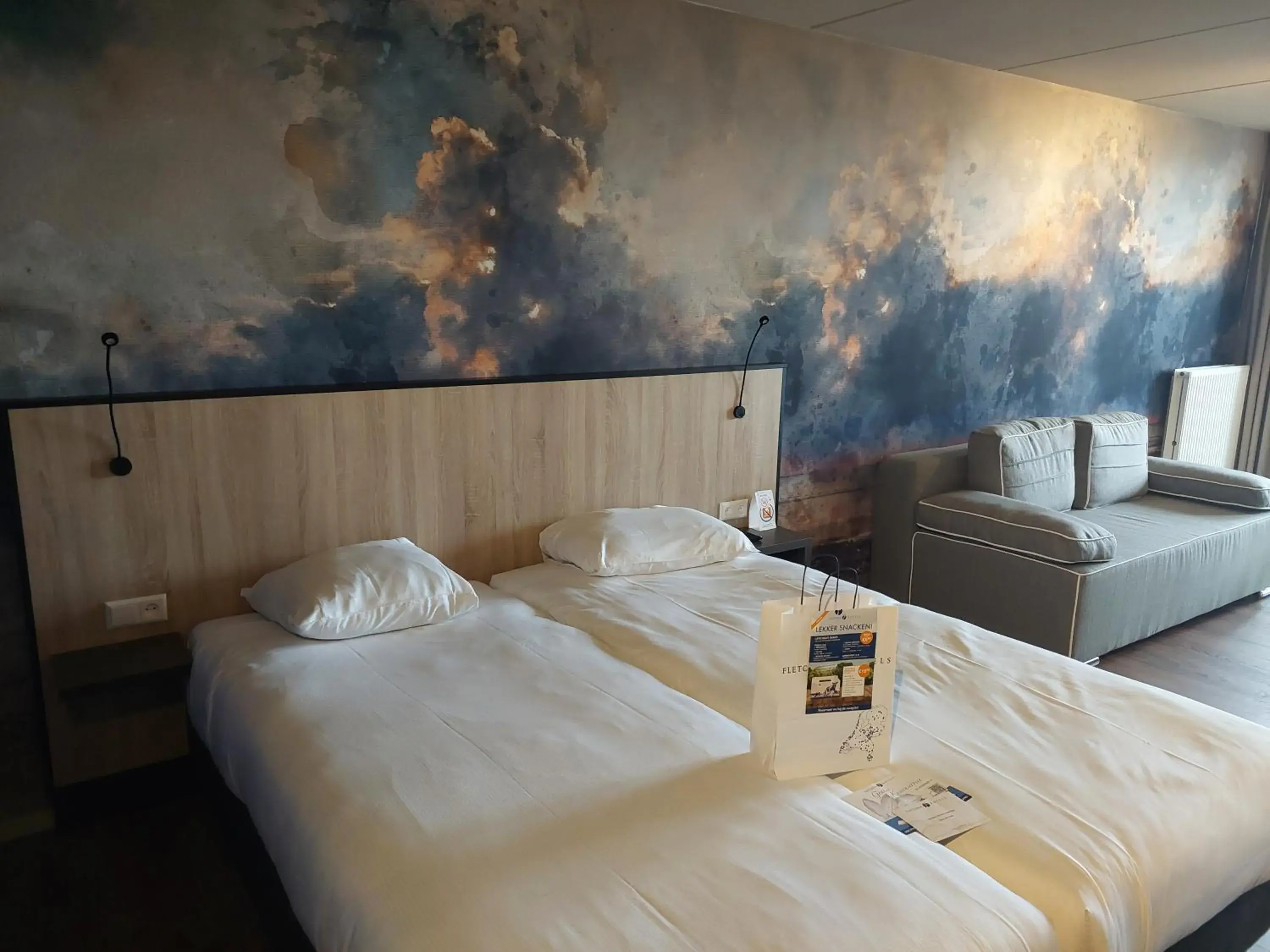 Bed in Fletcher Hotel Restaurant Zeeduin