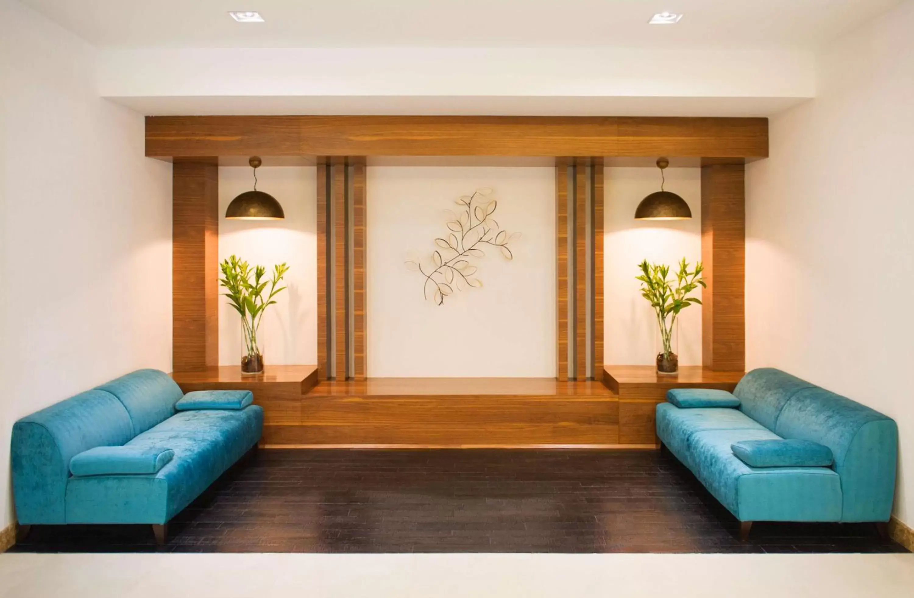 Library, Seating Area in Hilton Garden Inn Ras Al Khaimah