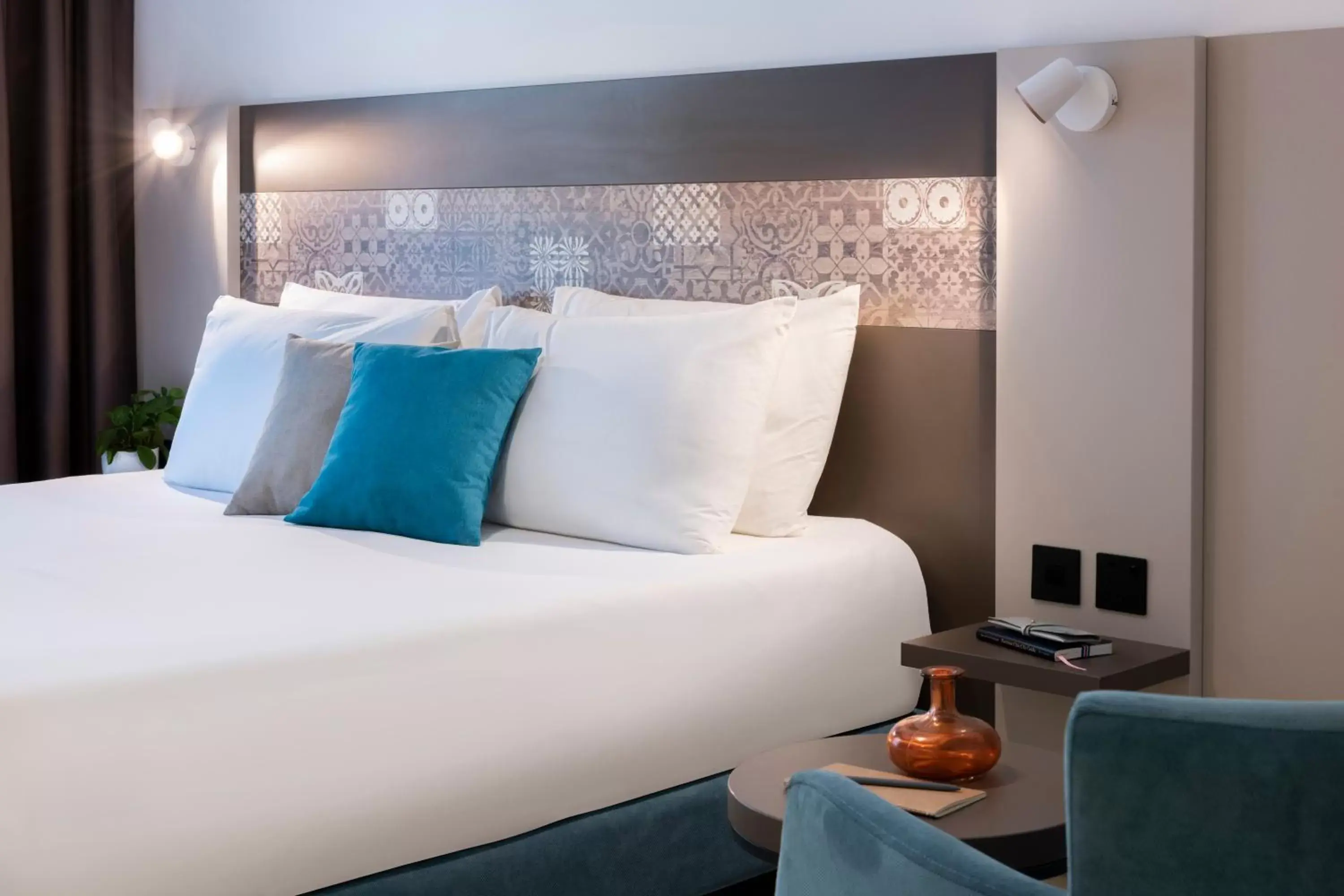 Bed in Bayview Hotel by ST Hotels