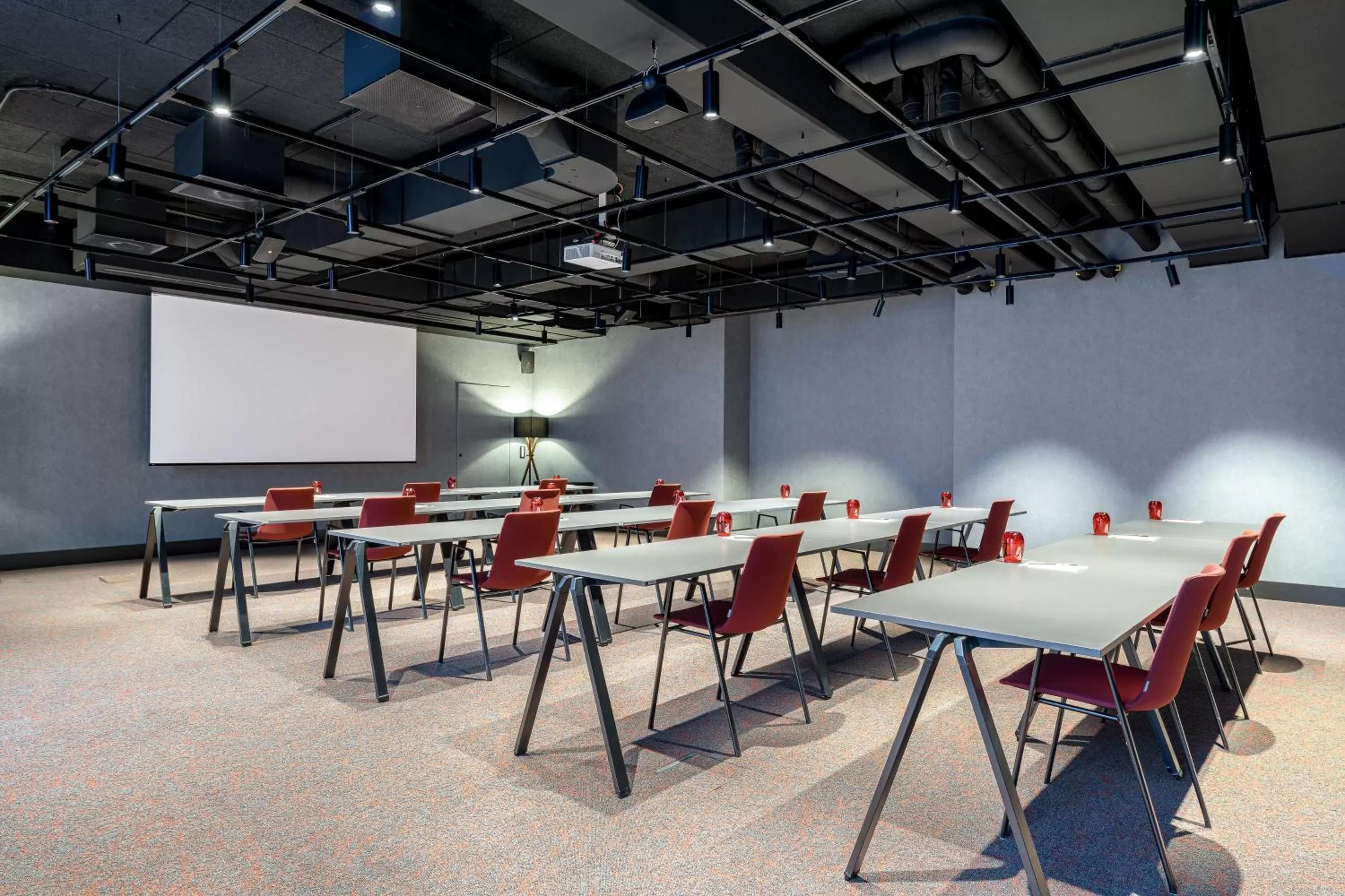Meeting/conference room in Radisson RED Hotel, Vienna