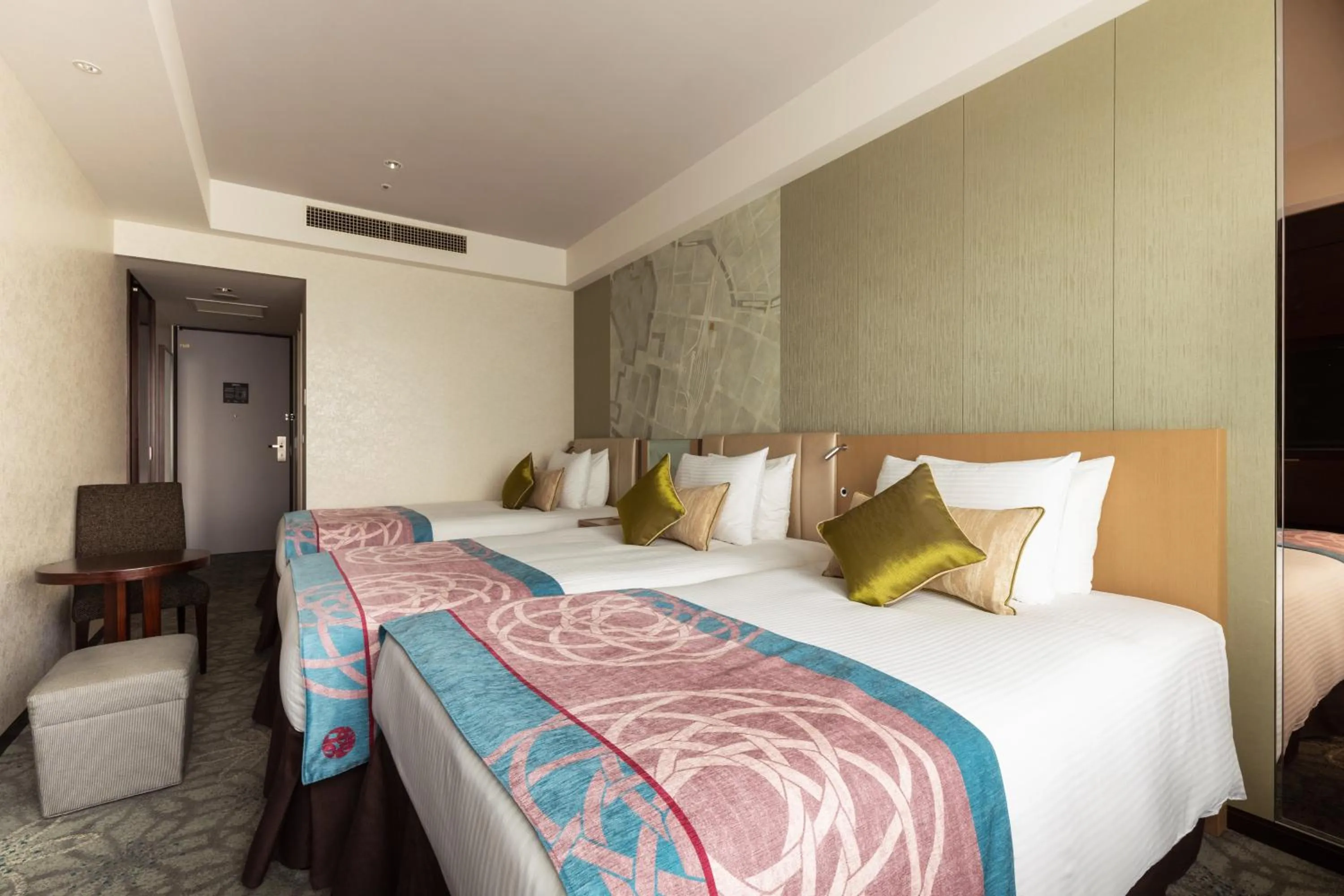 Bed in Hotel Metropolitan Tokyo Marunouchi