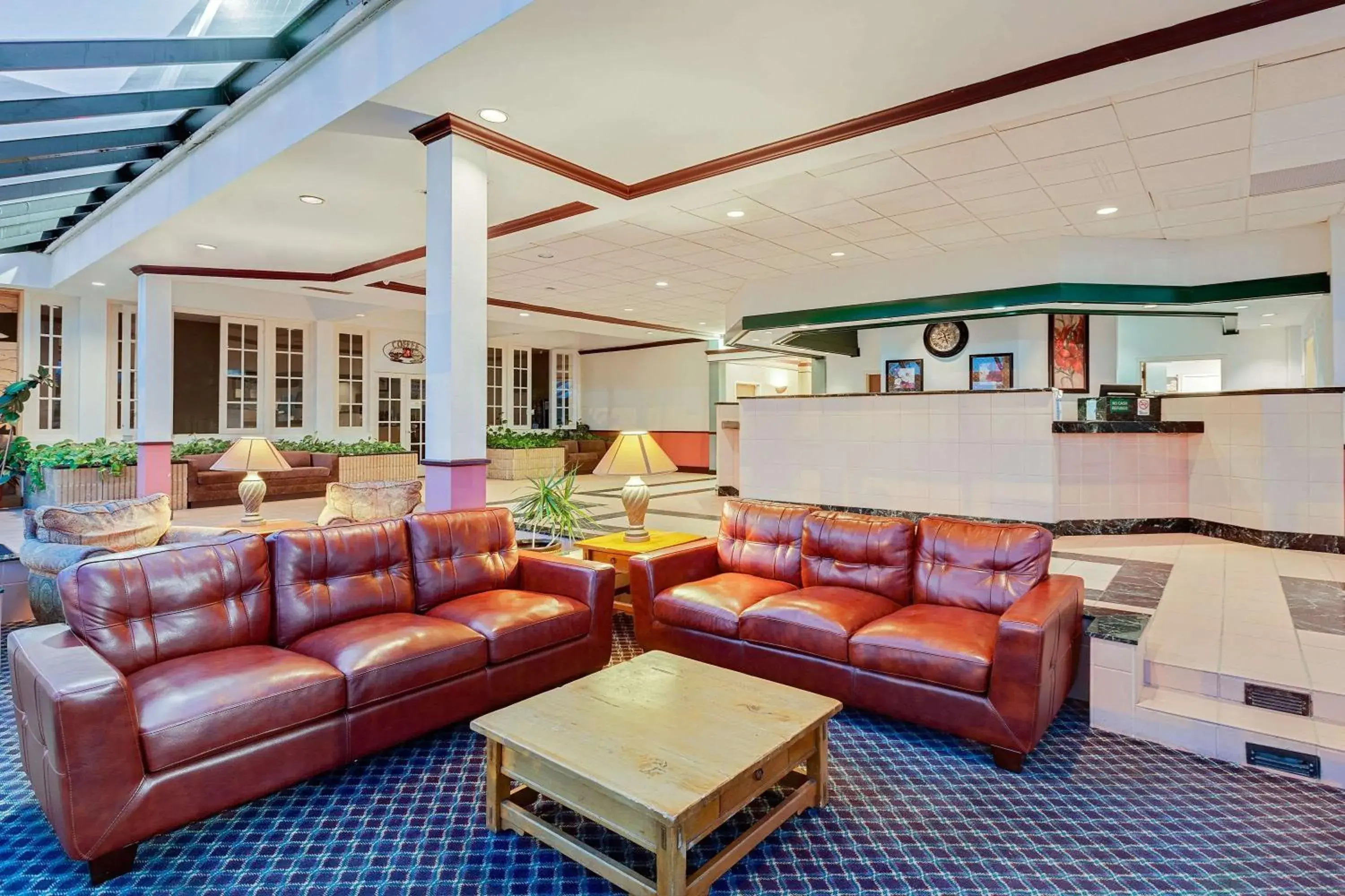 Lobby or reception, Lobby/Reception in Days Inn by Wyndham Bay City