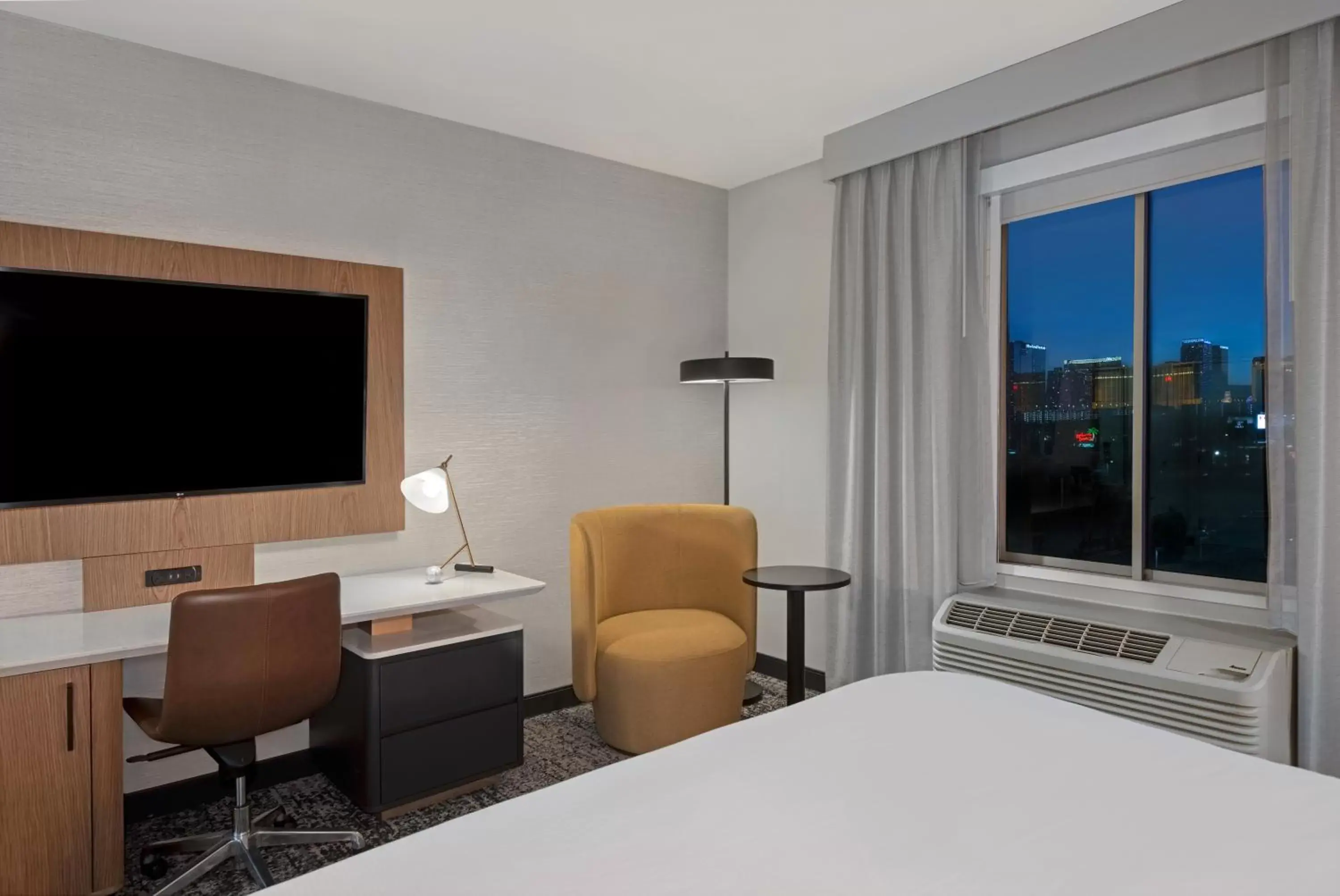 TV and multimedia, TV/Entertainment Center in DoubleTree by Hilton Las Vegas East Flamingo