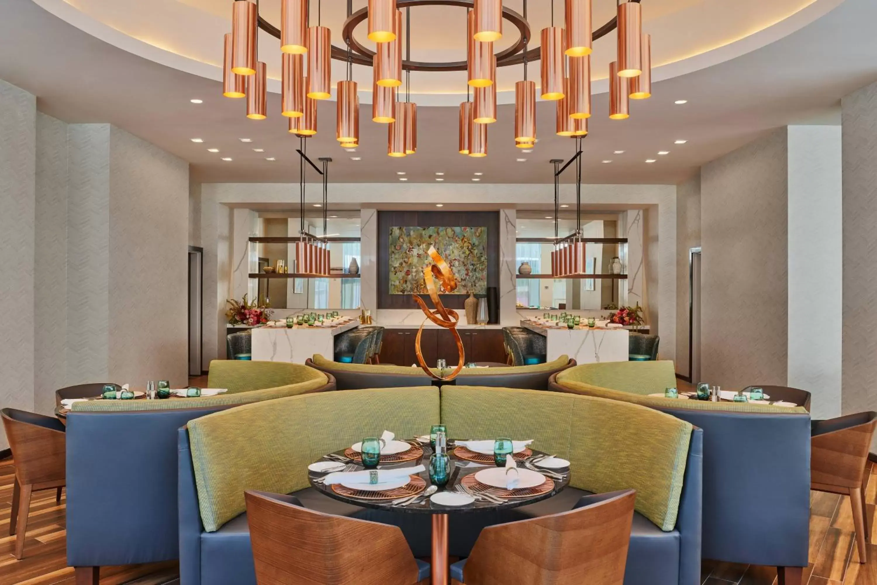 Restaurant/Places to Eat in Art Ovation Hotel, Autograph Collection