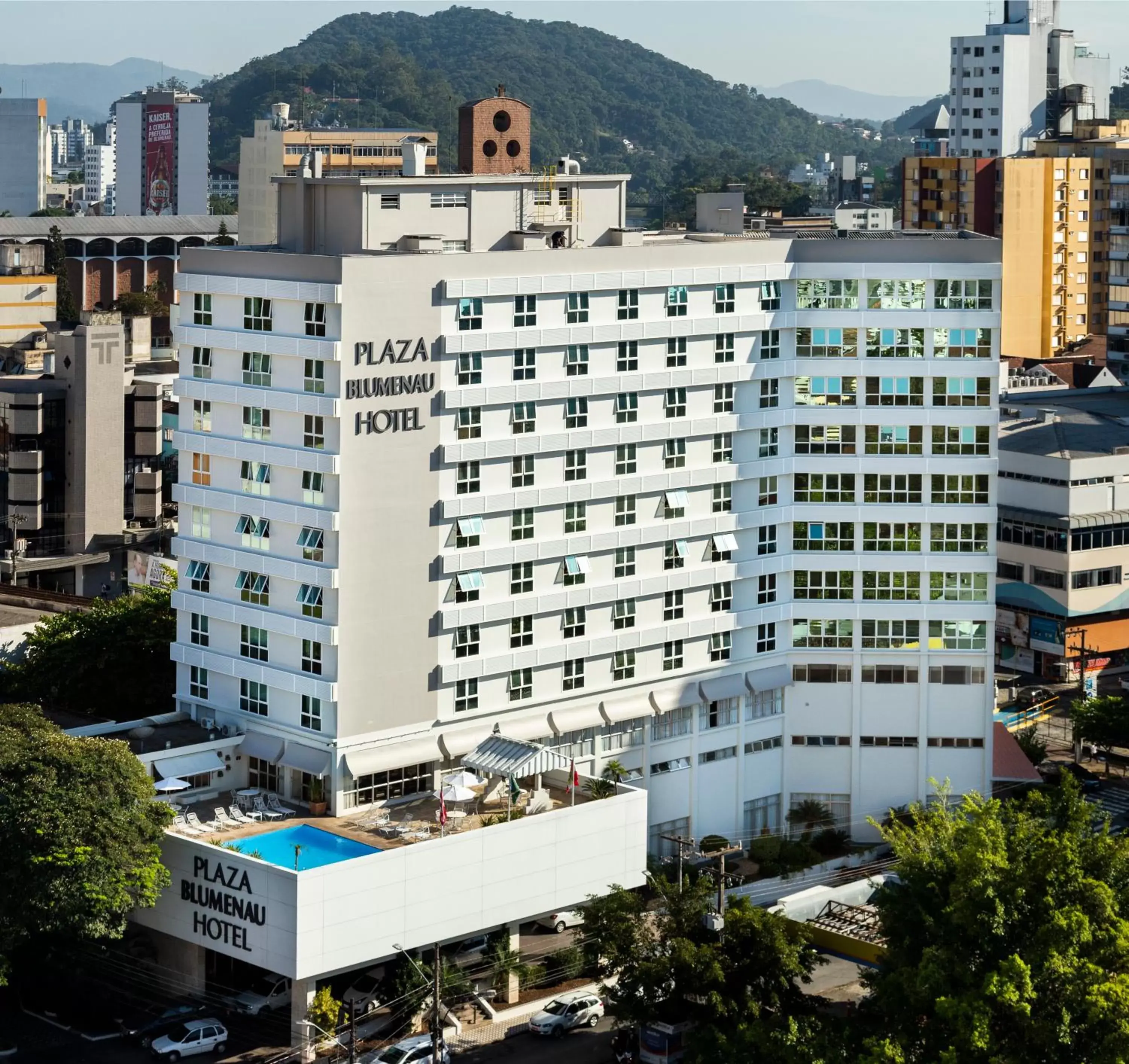 Property building in Plaza Blumenau Hotel Property building in Plaza Blumenau Hotel