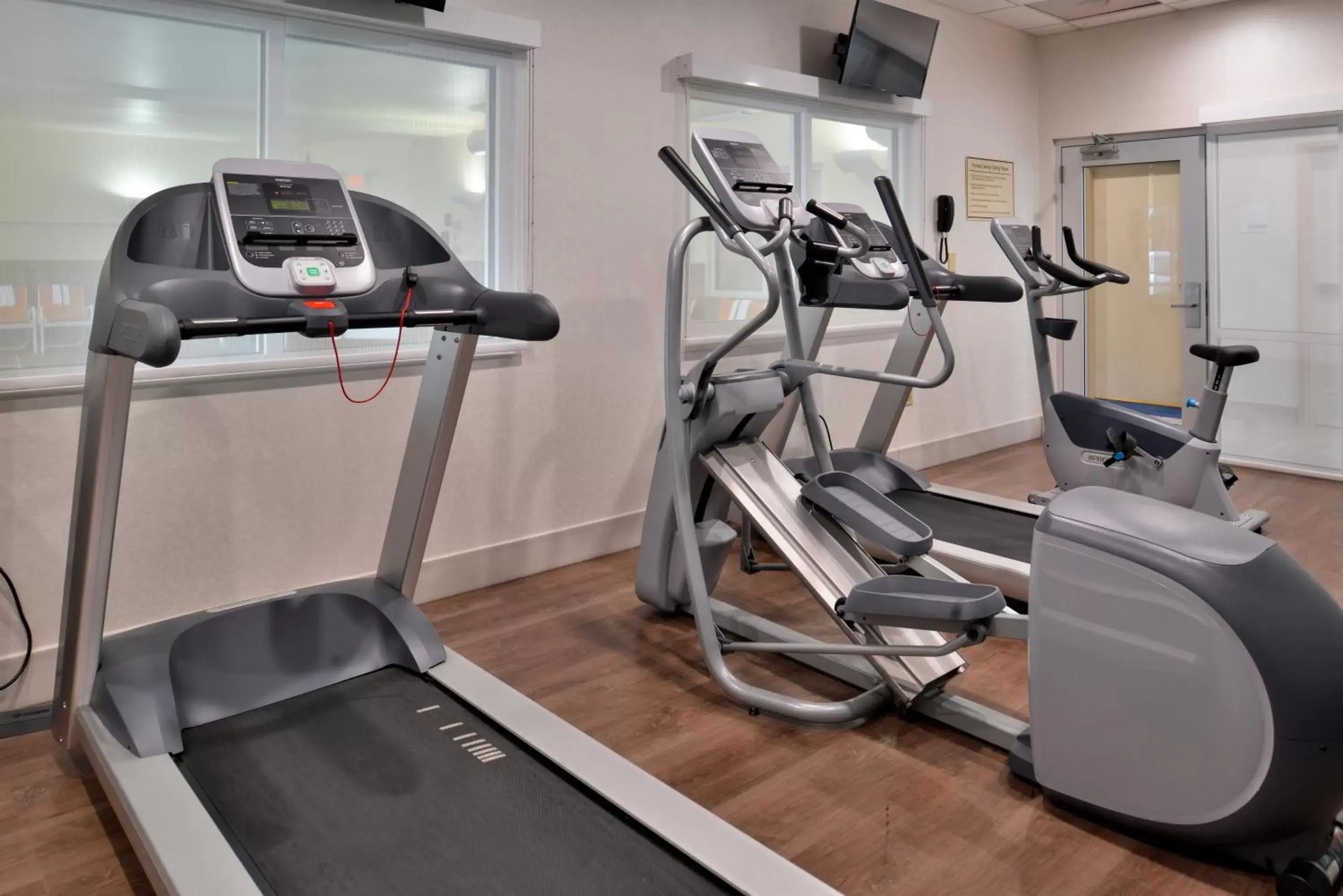Fitness centre/facilities, Fitness Center/Facilities in Holiday Inn Express Hotel & Suites Cincinnati - Mason, an IHG Hotel