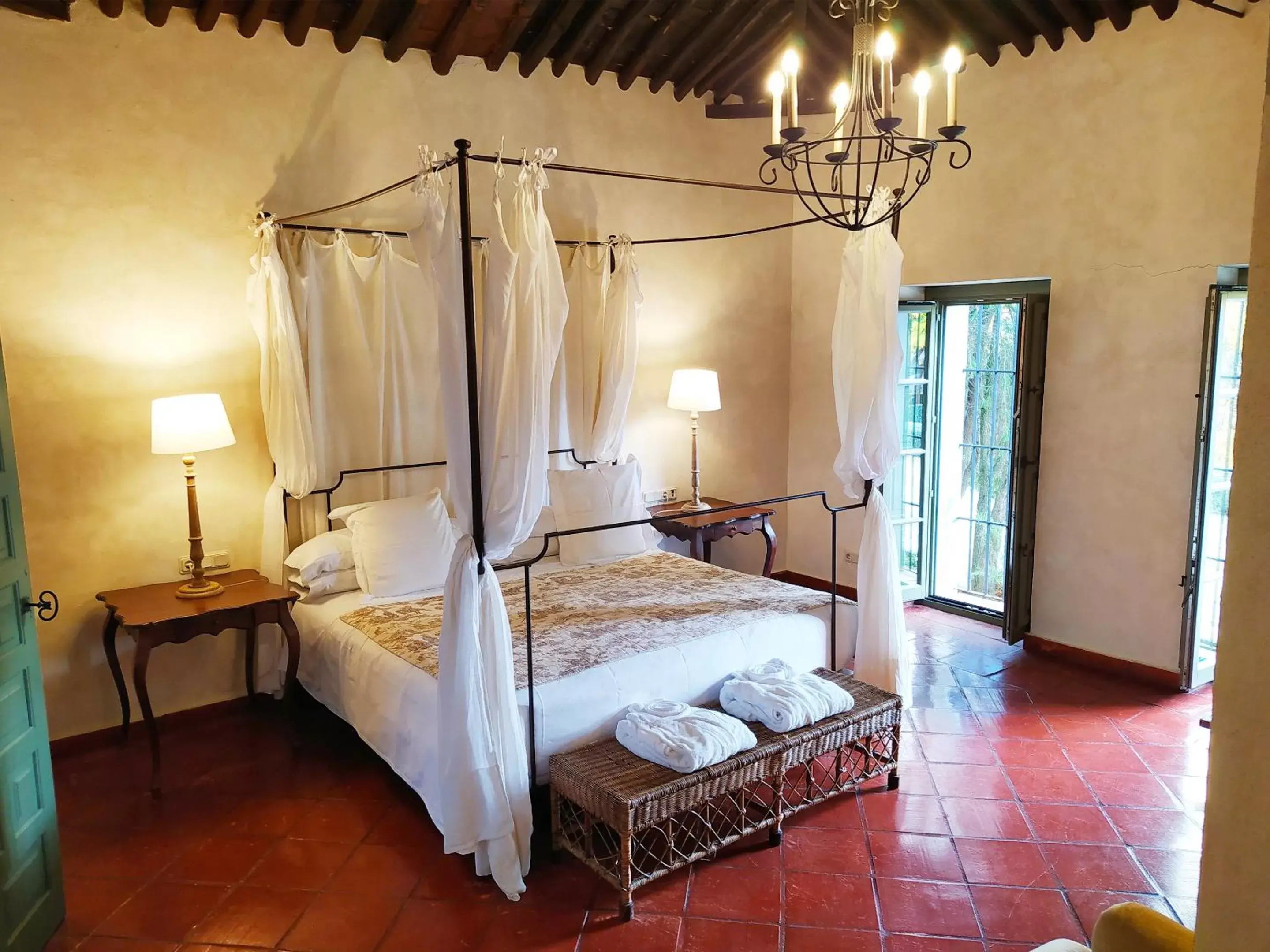 Bedroom, Bed in Hotel Boutique Molino del Arco