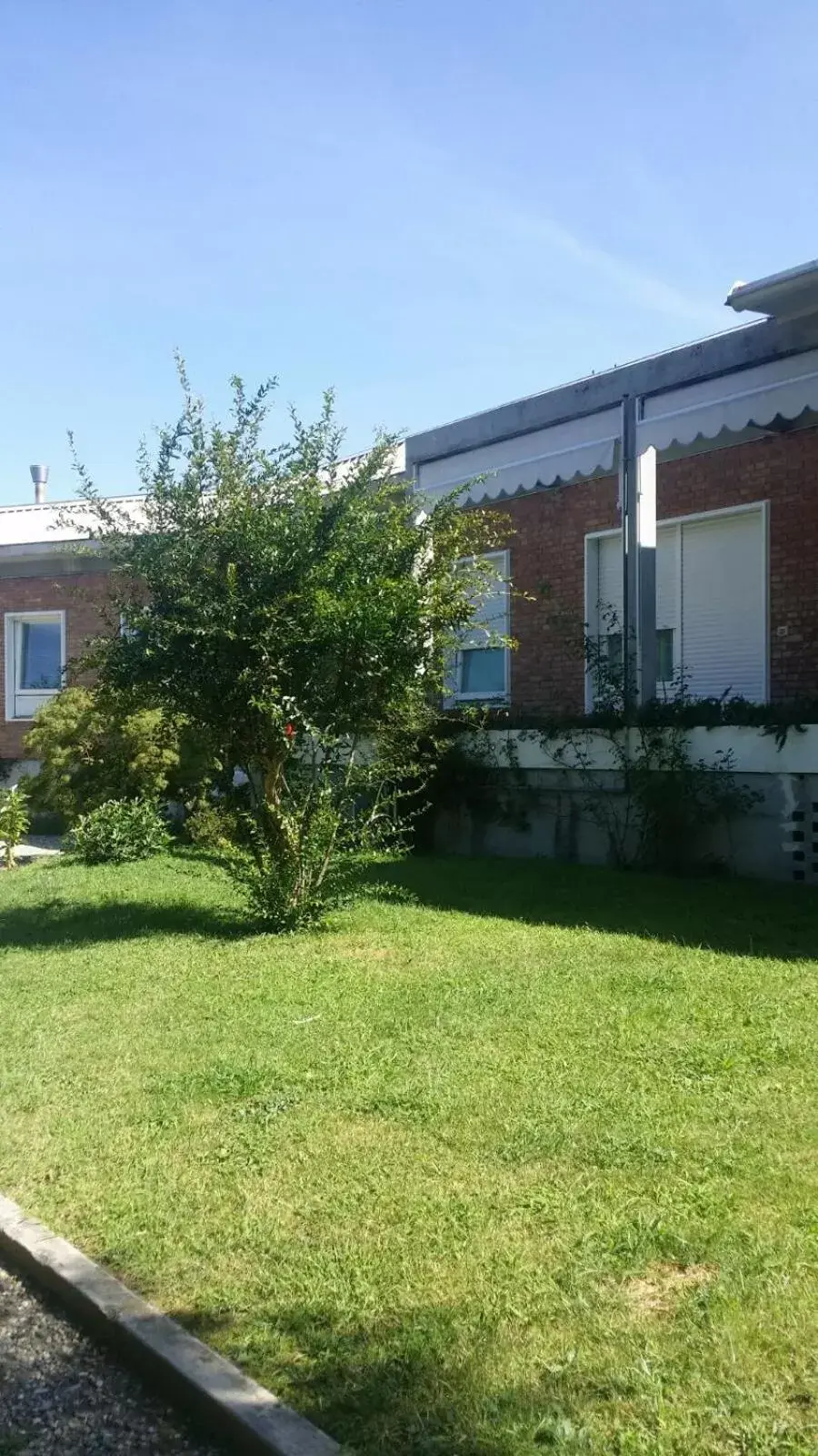 Property building, Garden in Villa Silvia Olivetti