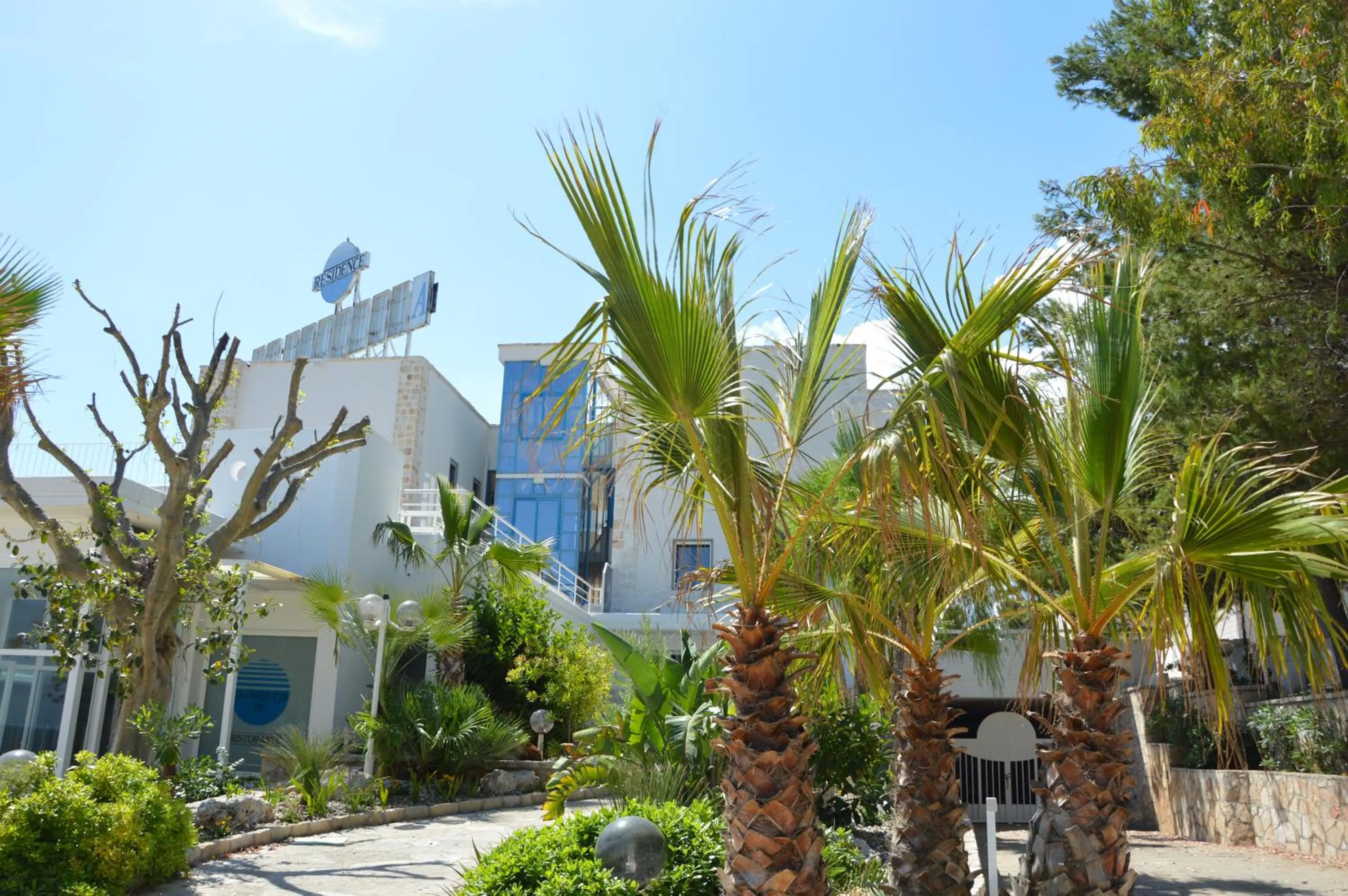 Property building in Hotel Residence La Corvetta