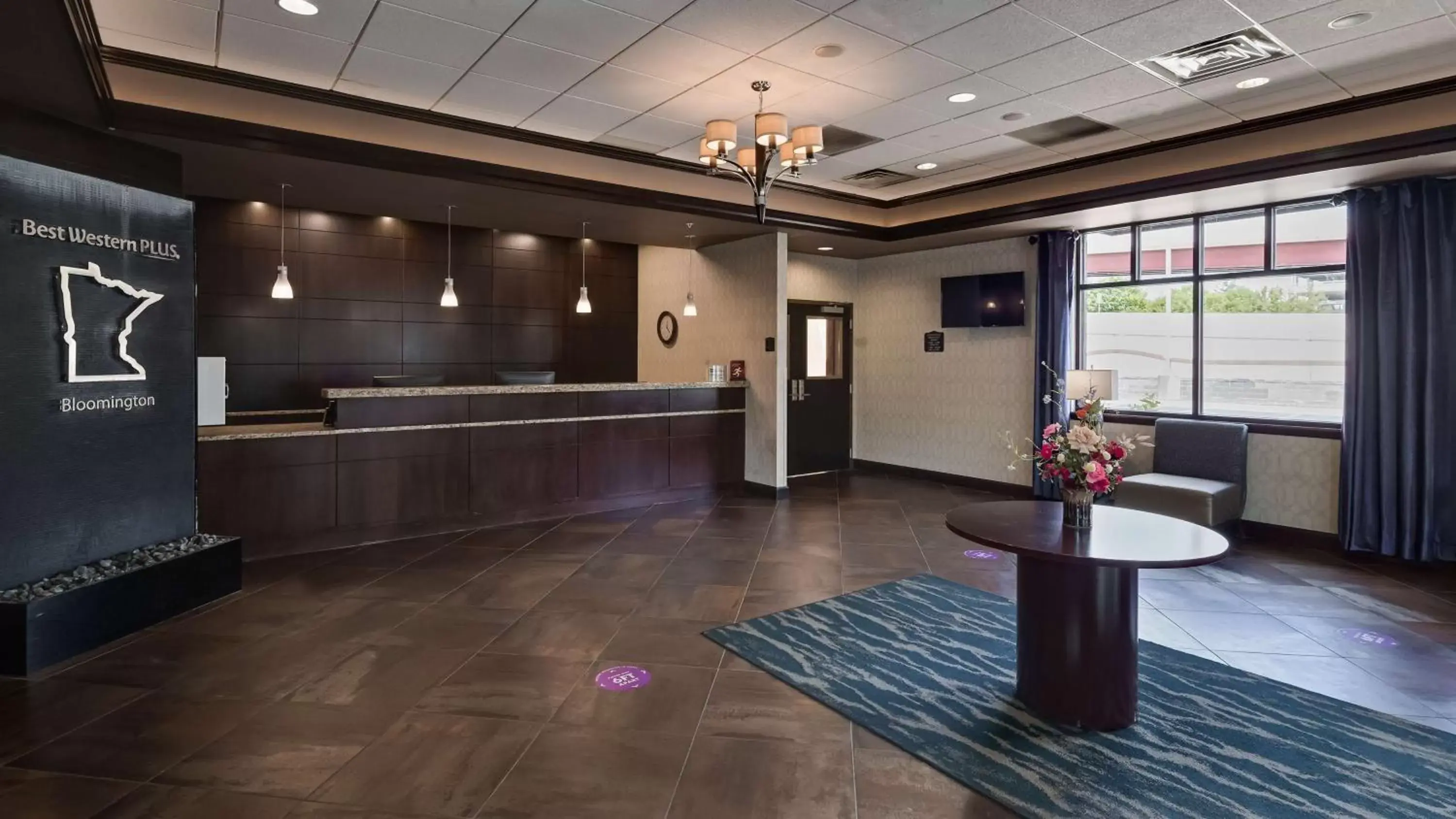 Lobby or reception, Lobby/Reception in Best Western Plus Bloomington Hotel