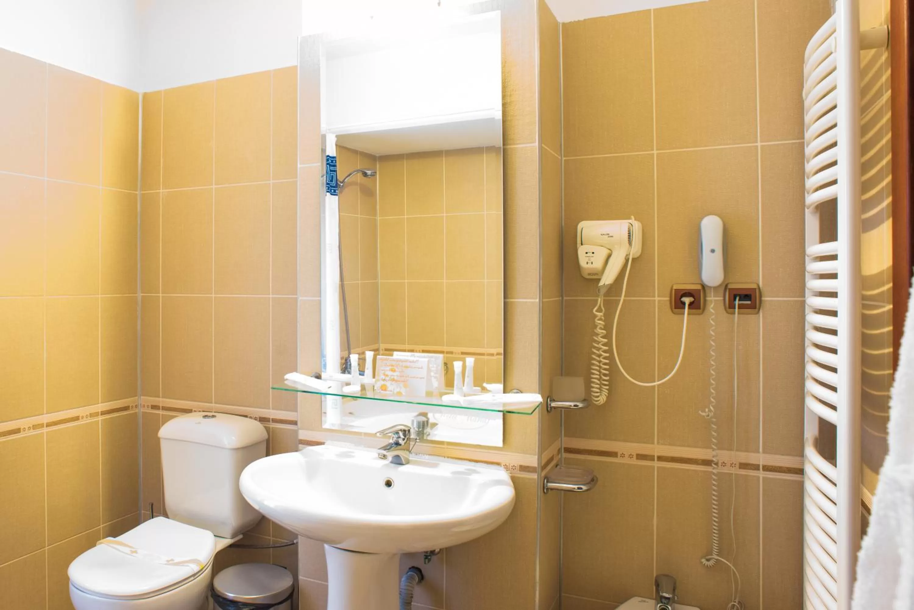 Bathroom in Hotel Maria