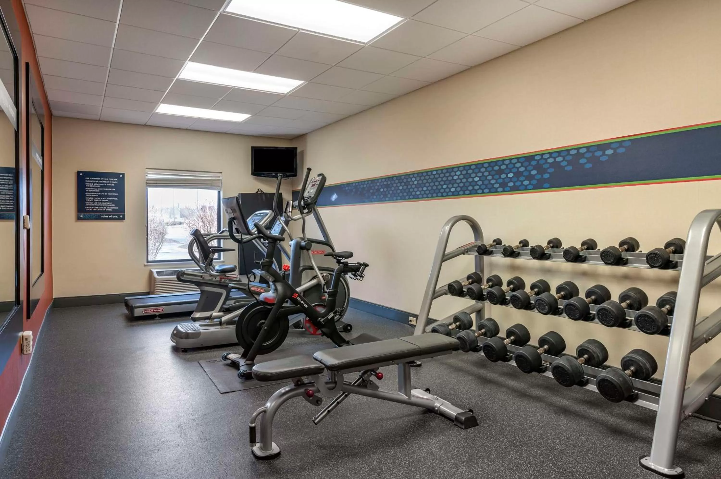 Fitness centre/facilities in Hampton Inn Greenfield