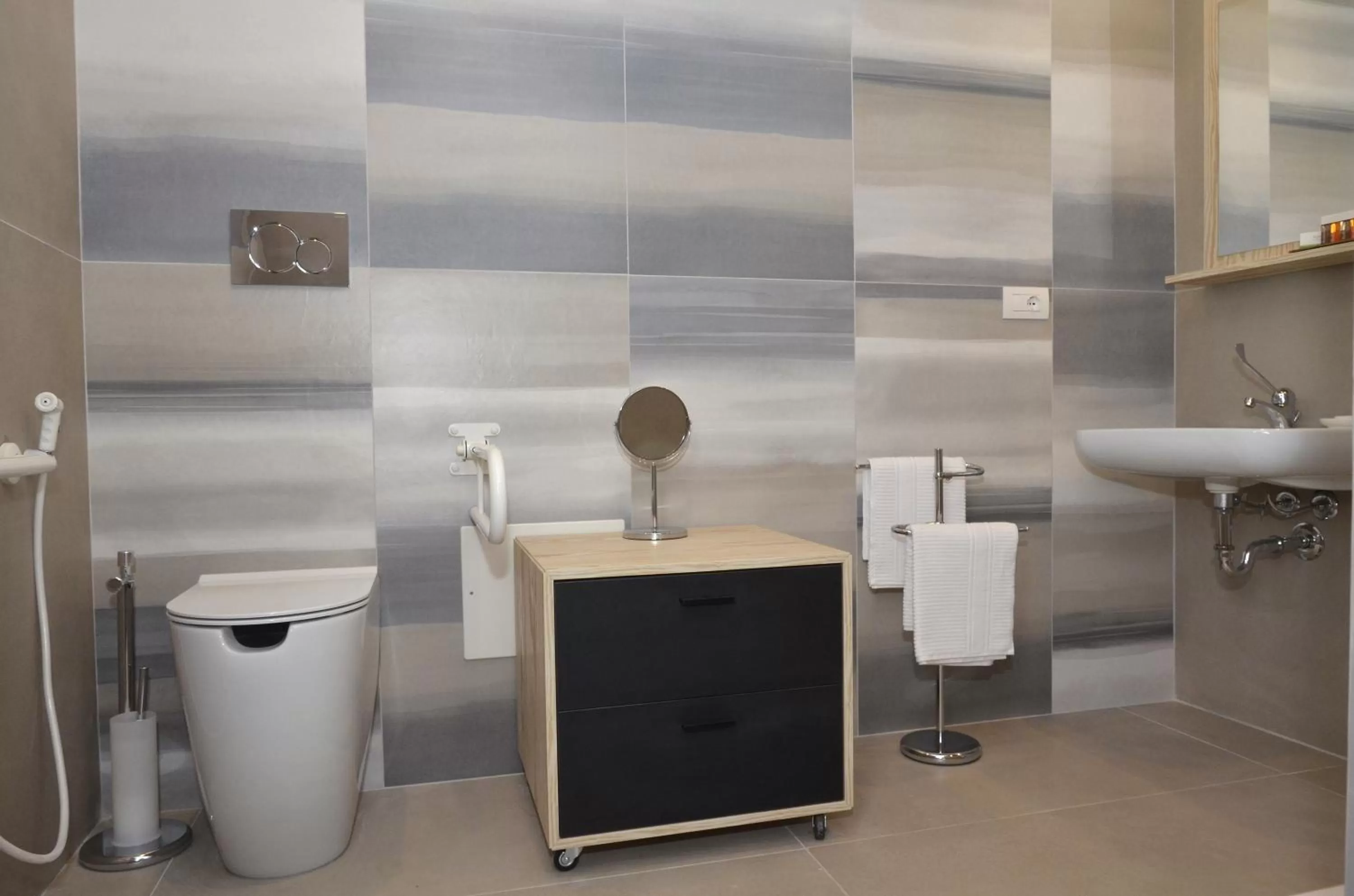 Bathroom in Regia Trazzera